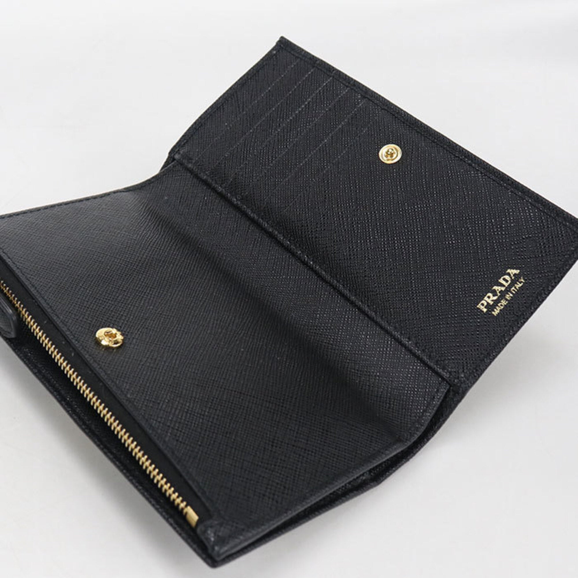 Prada Black Leather Wallet (Bi-Fold) (Pre-Owned)
