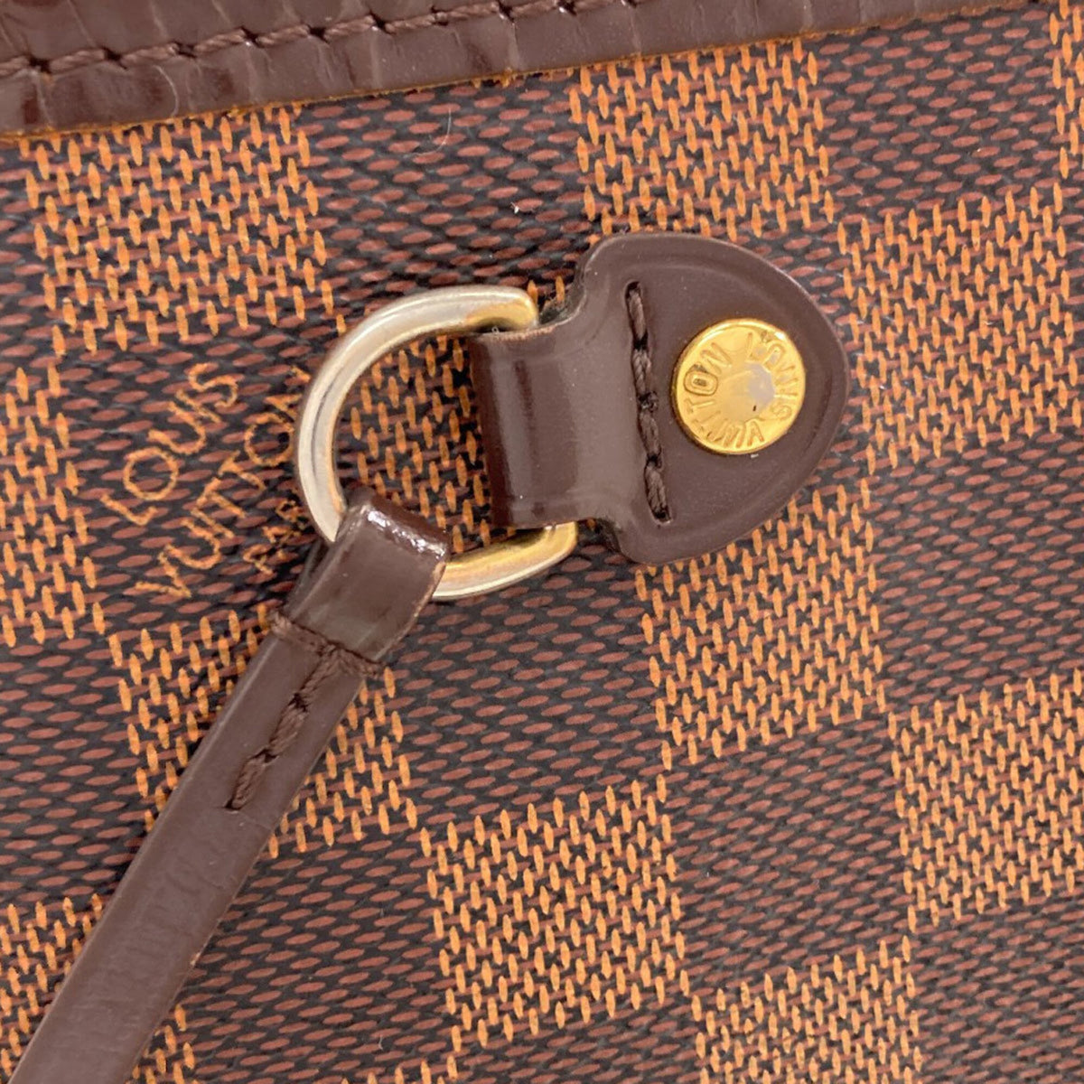 Louis Vuitton Damier Canvas Ebene Damier Canvas Handbag Pouch (Pre-Owned)
