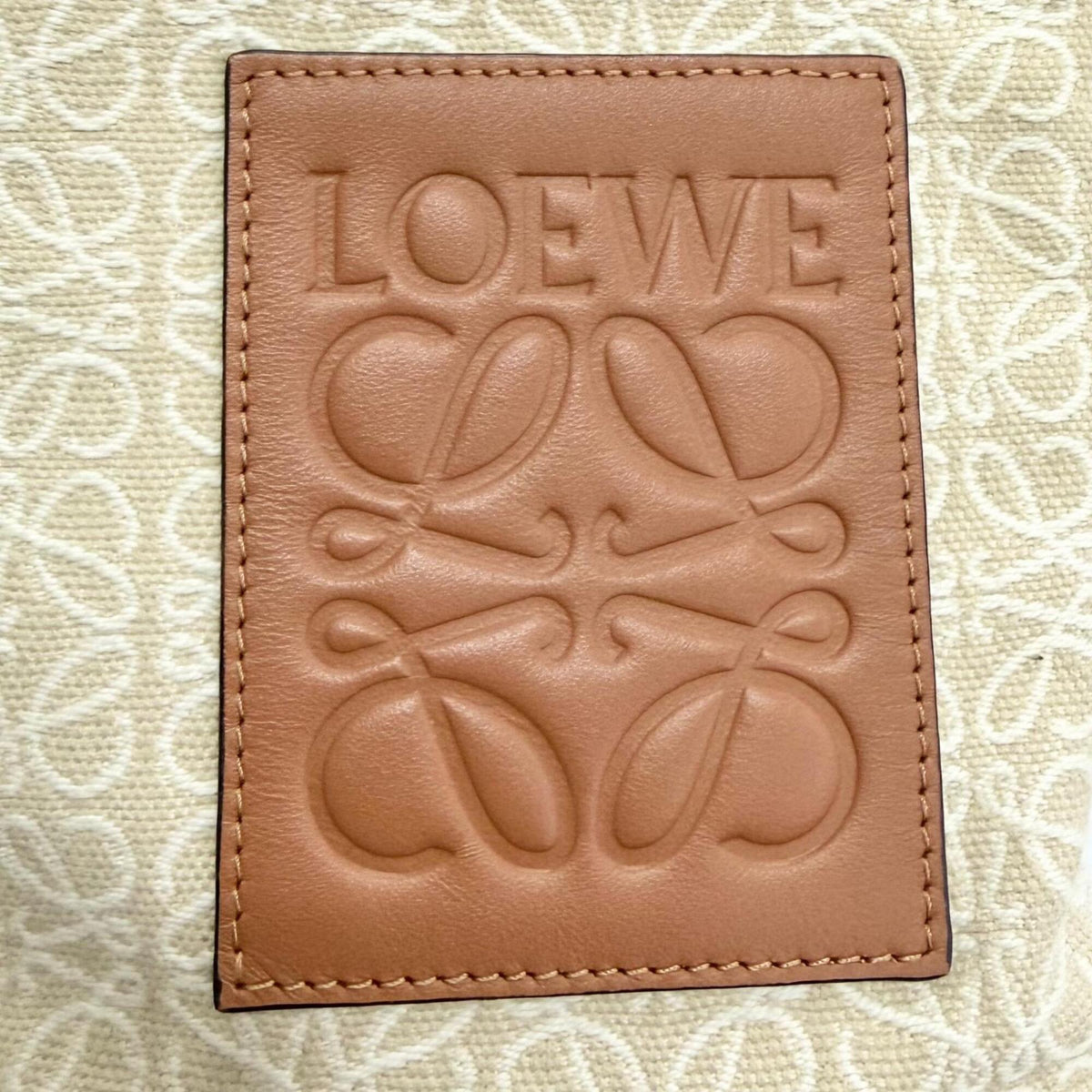 Loewe Beige Brown Leather Clutch Bag Pouch (Pre-Owned)