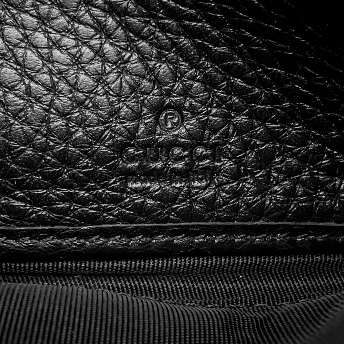 Gucci Black Leather Long Wallet (Bi-Fold) (Pre-Owned)