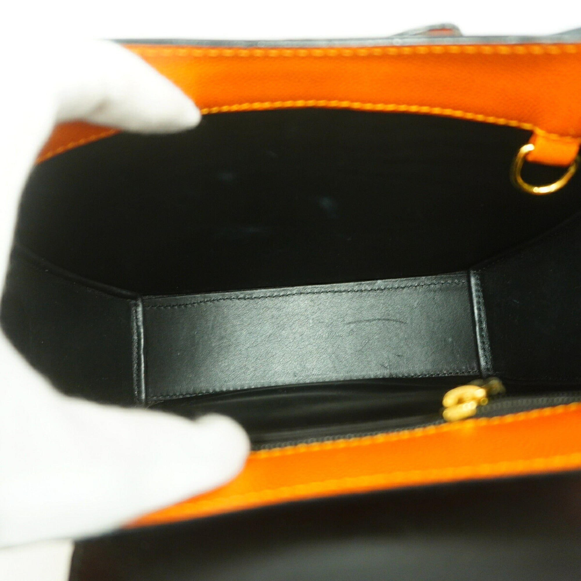 Cartier Orange Leather Handbag (Pre-Owned)