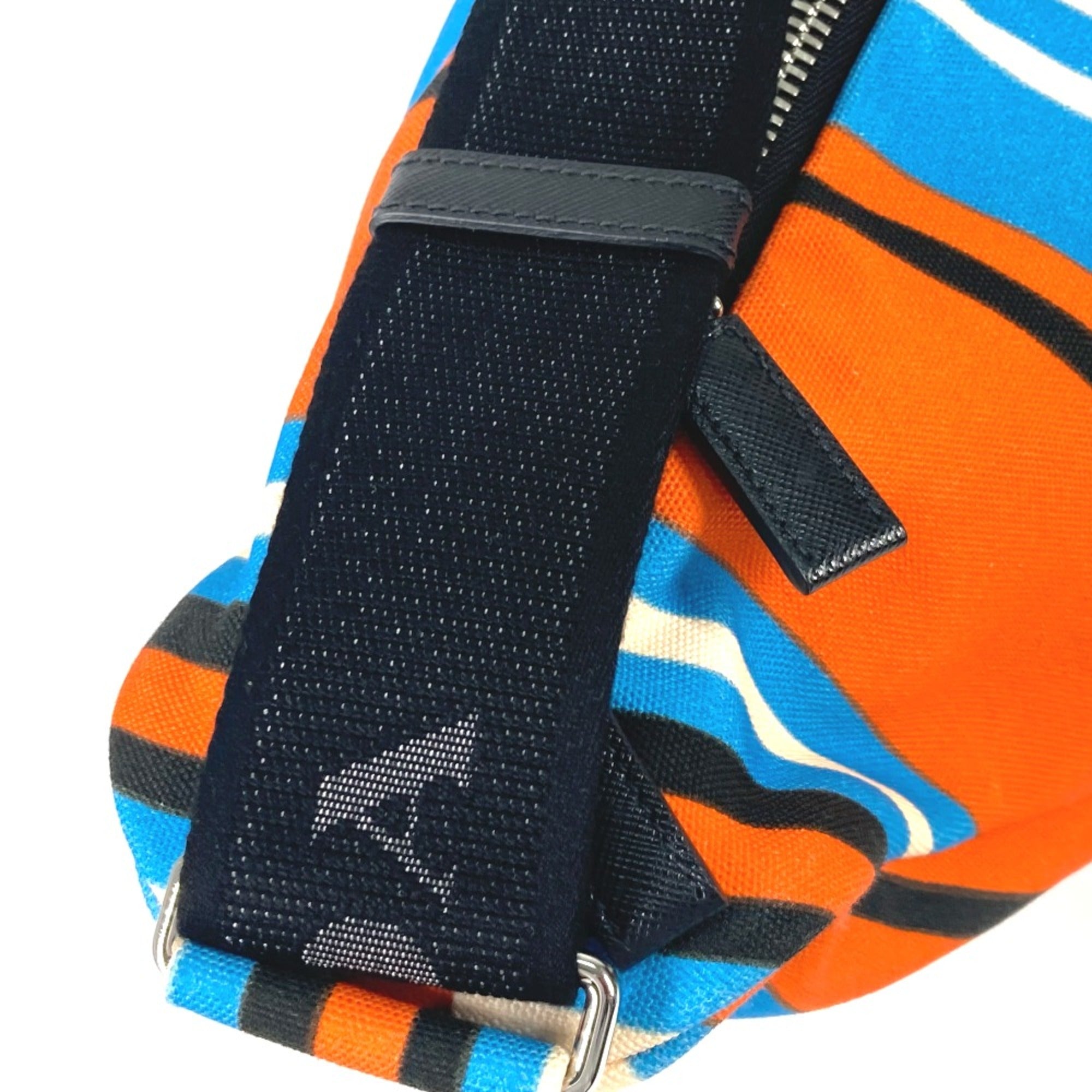 Prada Orange Cloth Shoulder Bag (Pre-Owned)