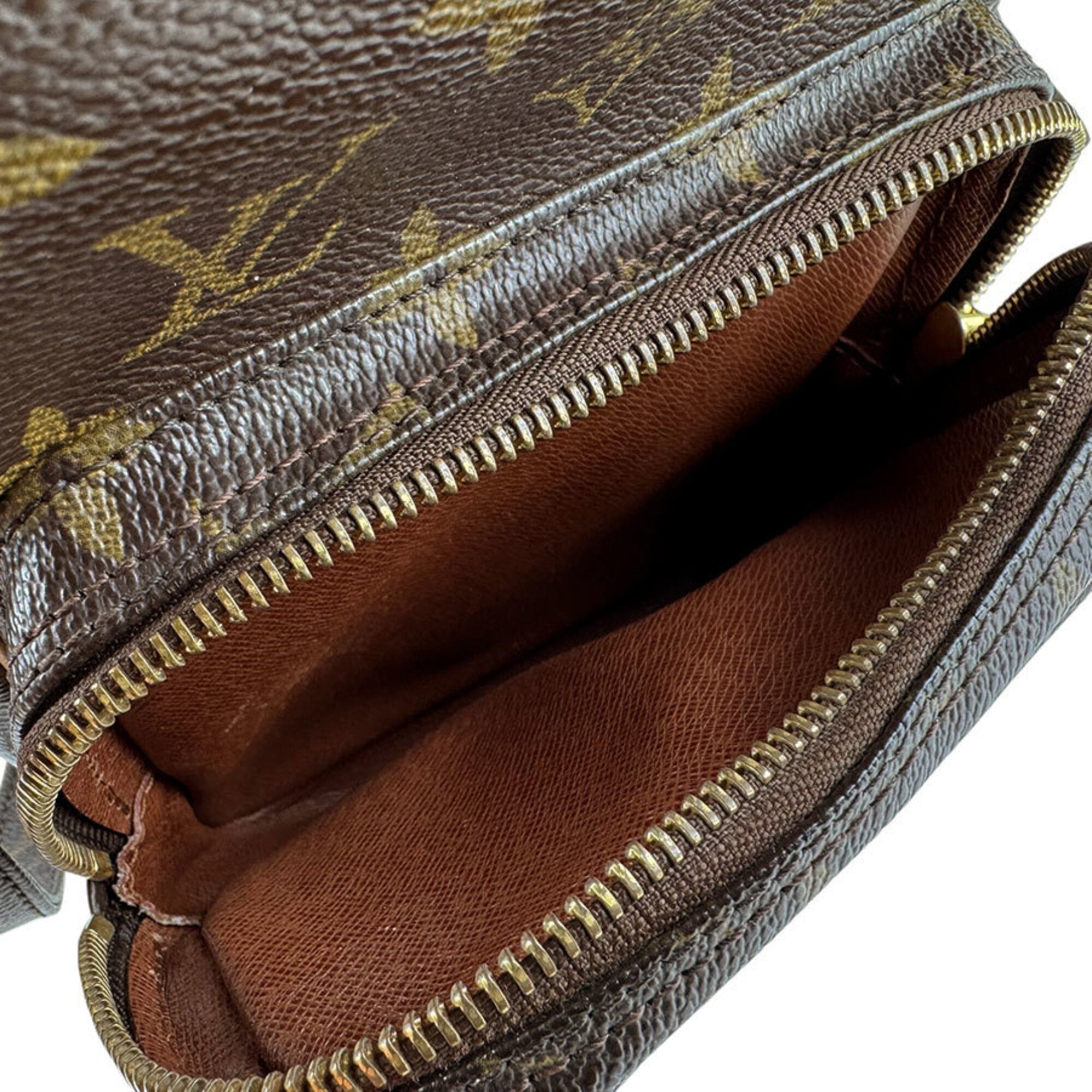 Louis Vuitton Brown Monogram Shoulder Bag (Pre-Owned)