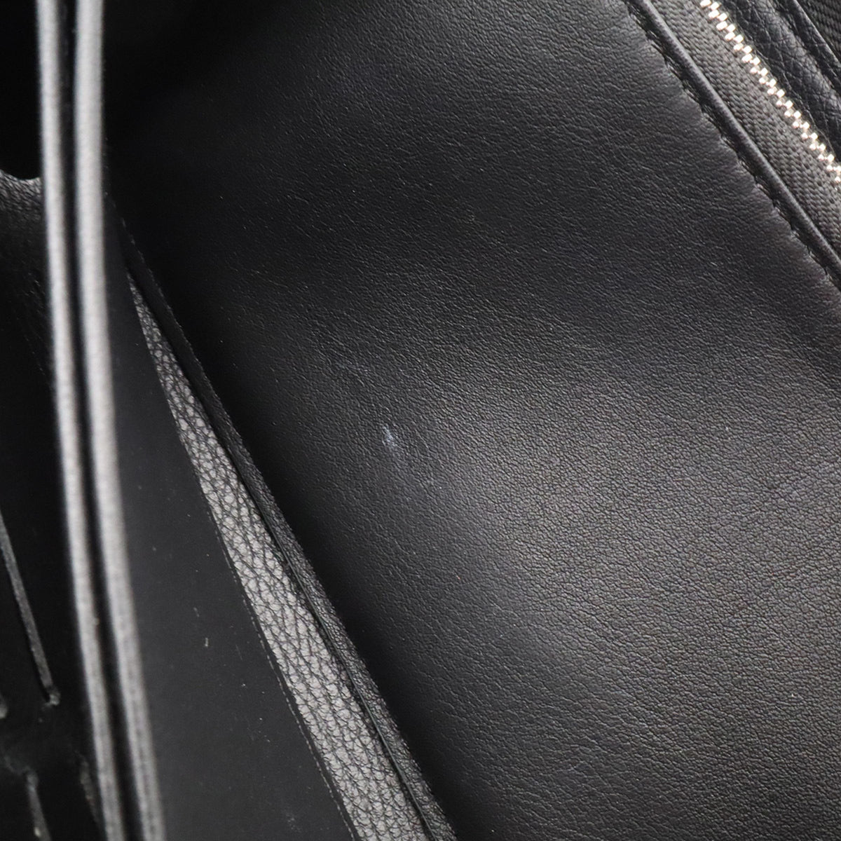 Louis Vuitton Noir Leather Long Wallet (Bi-Fold) (Pre-Owned)