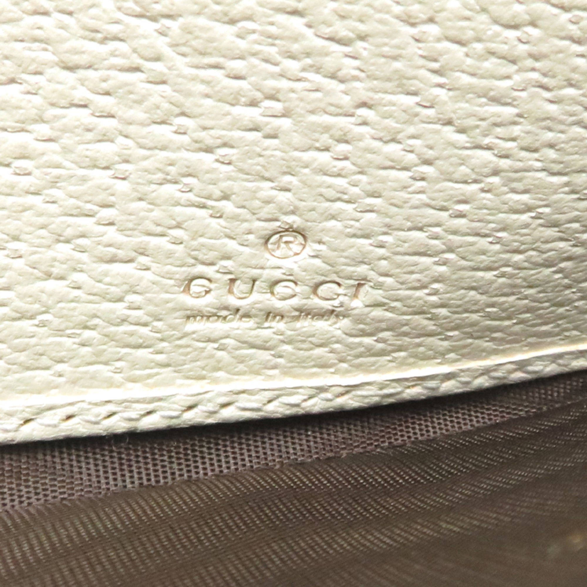Gucci Pvc Leather Long Wallet (Bi-Fold) (Pre-Owned)