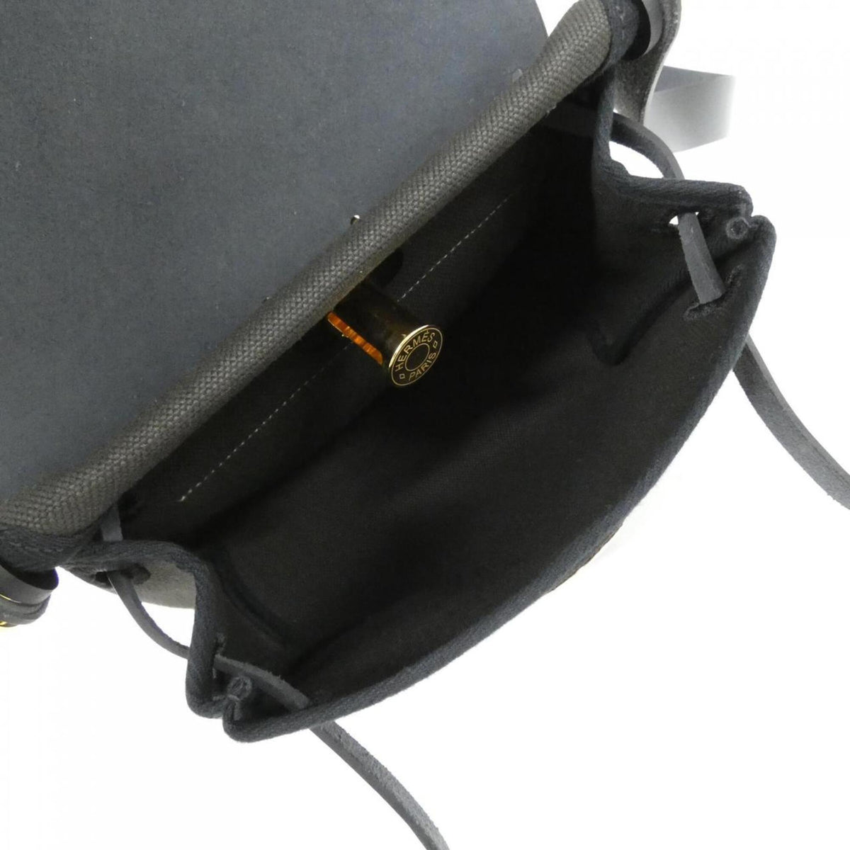 Hermes Black Vache Leather Leather Shoulder Bag (Pre-Owned)
