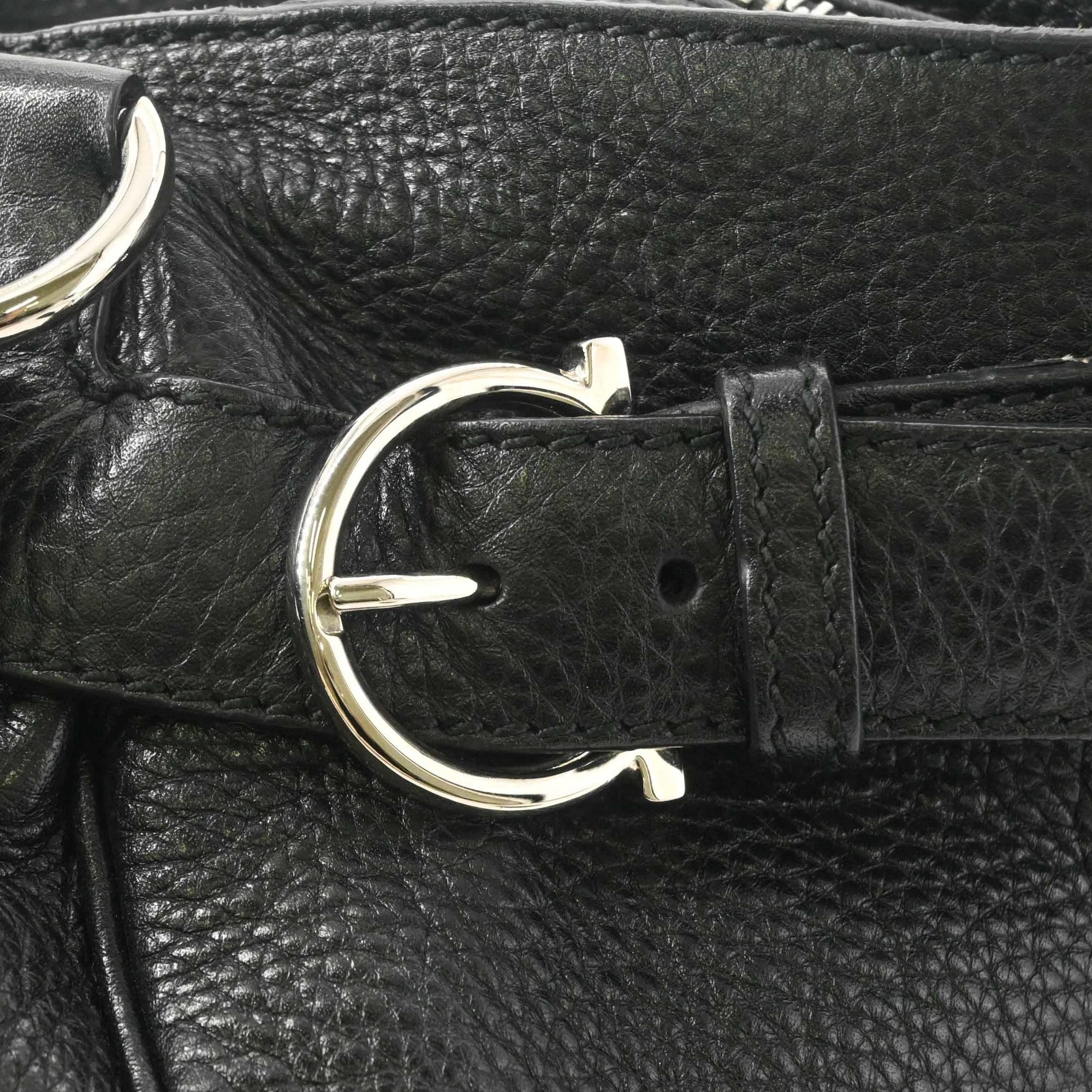 Salvatore Ferragamo Black Leather Handbag (Pre-Owned)