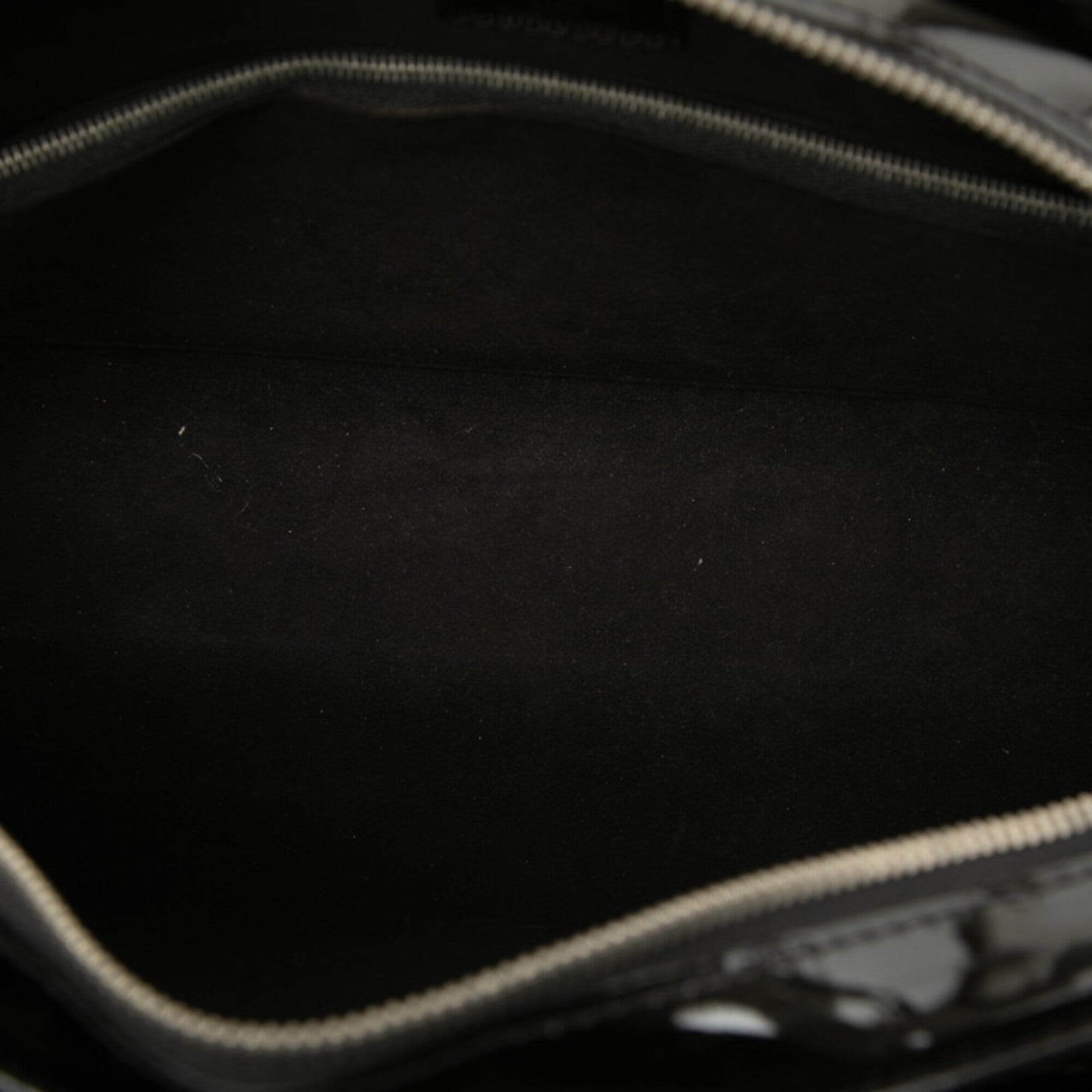 Louis Vuitton Black Noir Patent Leather Handbag (Pre-Owned)