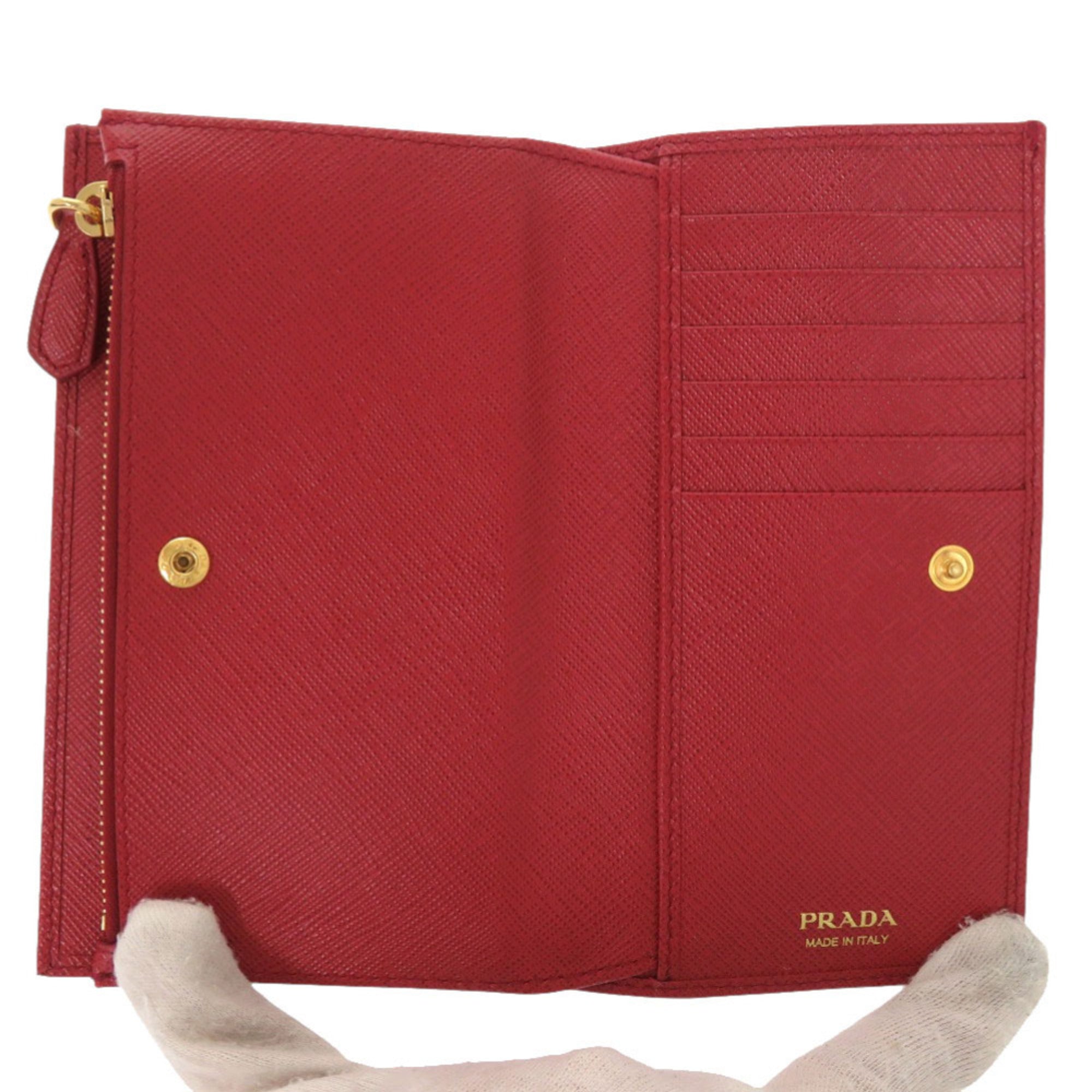 Prada Fuoco Red Color Saffiano Wallet (Bi-Fold) (Pre-Owned)