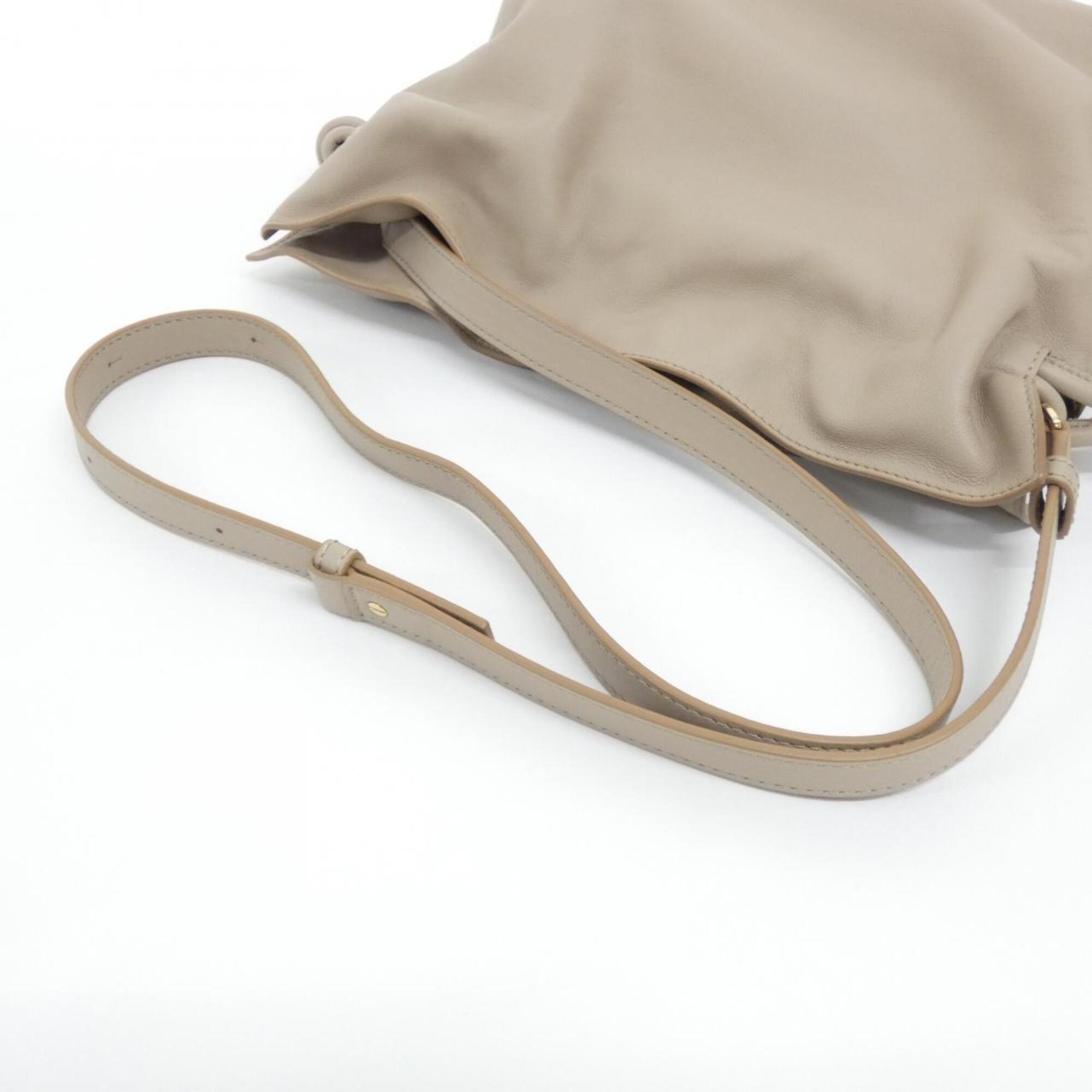 Loewe Beige Sand Leather Handbag (Pre-Owned)