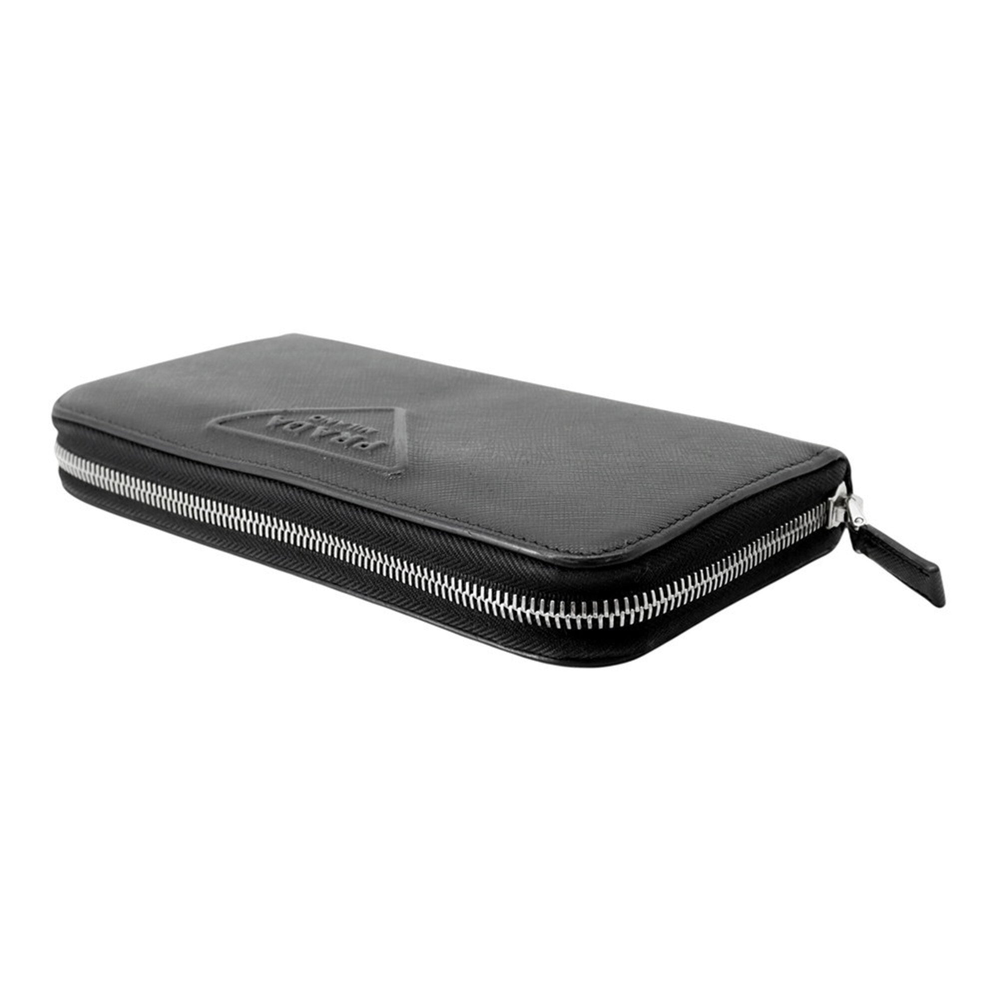 Prada Black Saffiano Long Wallet (Bi-Fold) (Pre-Owned)