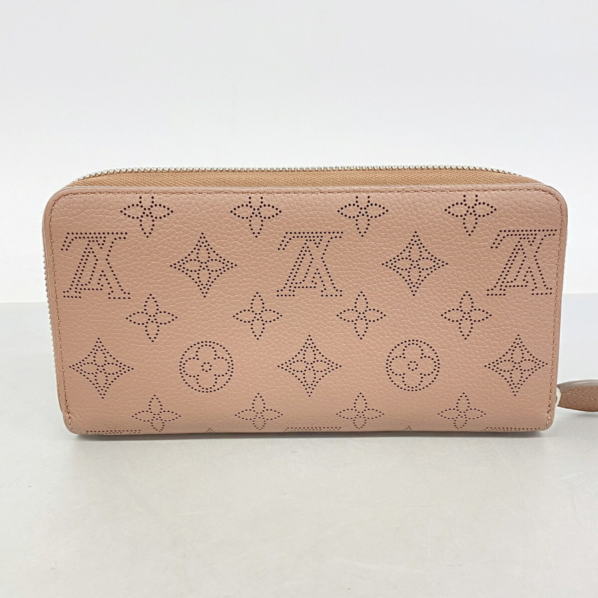 Louis Vuitton Pink Long Wallet (Bi-Fold) (Pre-Owned)