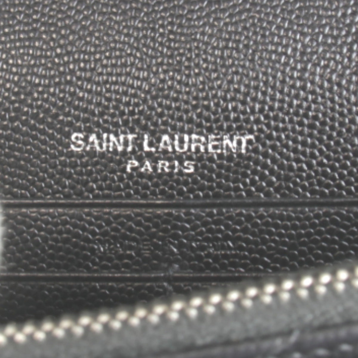 Saint Laurent Black Leather Shoulder Bag (Pre-Owned)