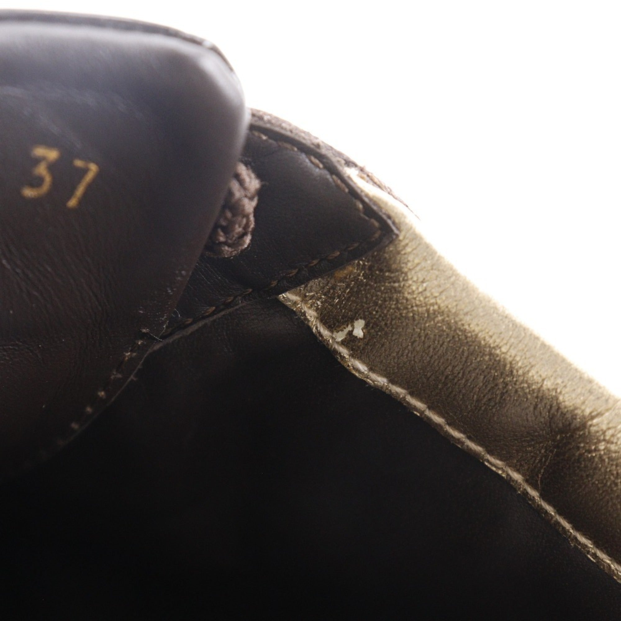 Louis Vuitton Brown Sneakers (Pre-Owned)