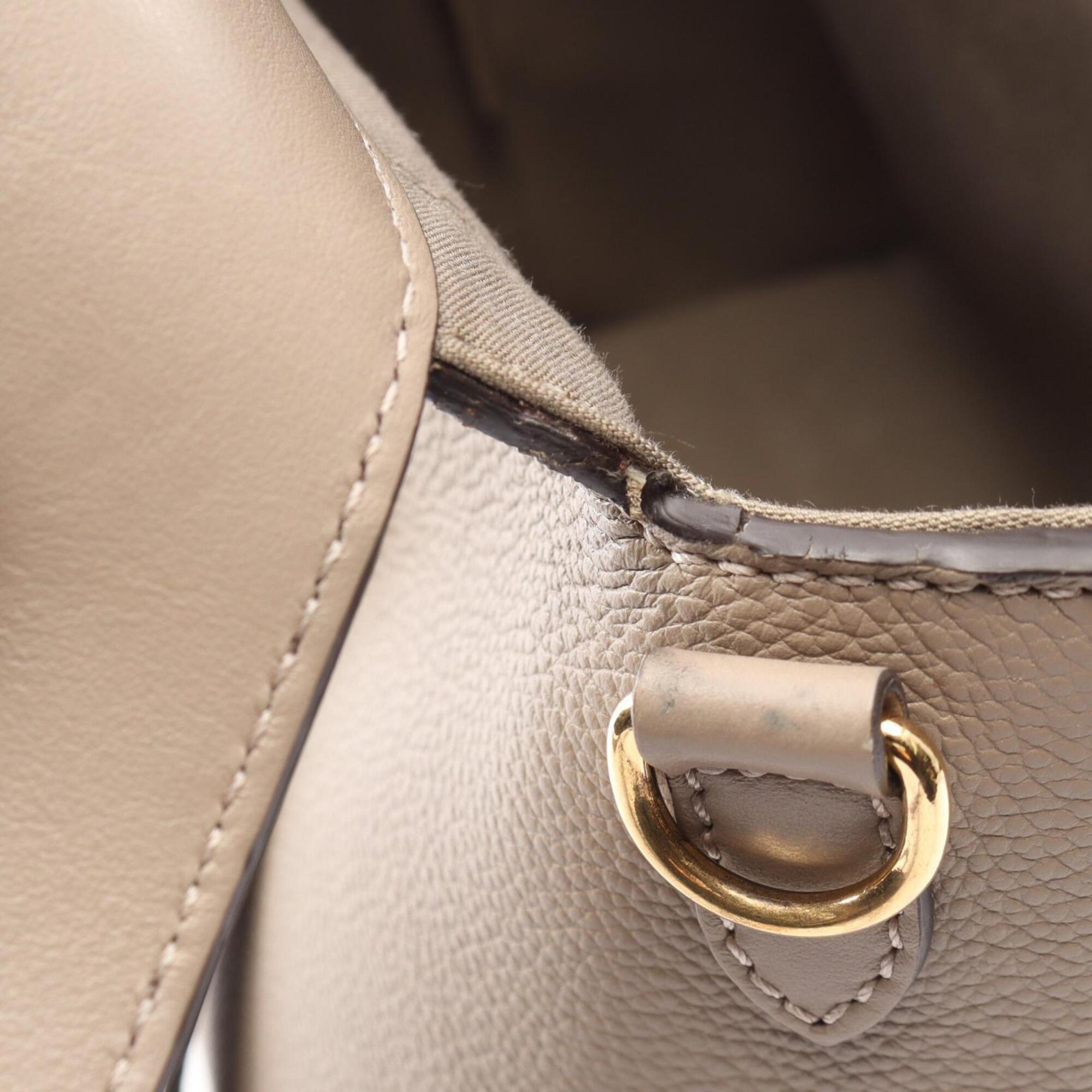 Fendi Beige Leather Handbag (Pre-Owned)