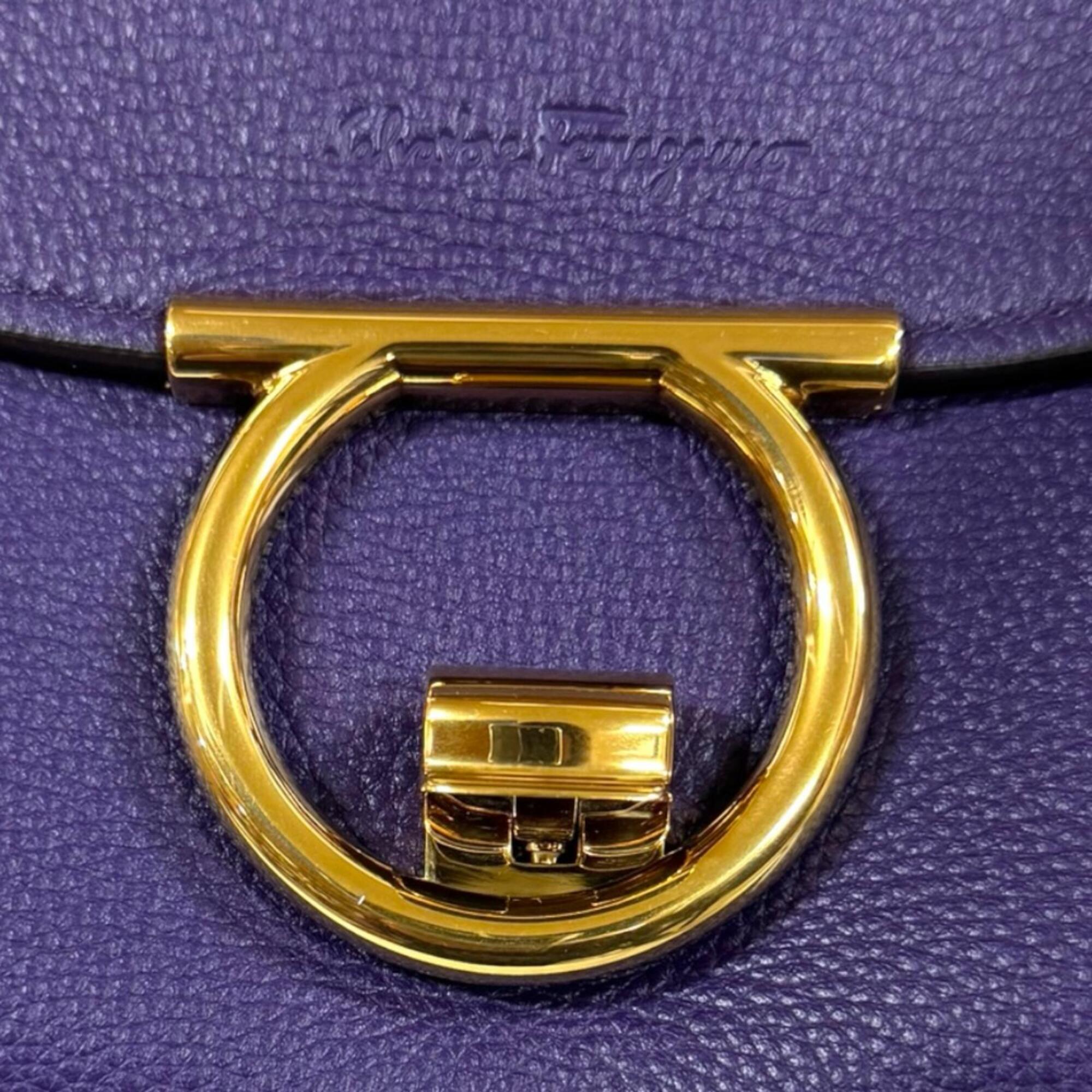 Salvatore Ferragamo Purple Leather Shoulder Bag (Pre-Owned)