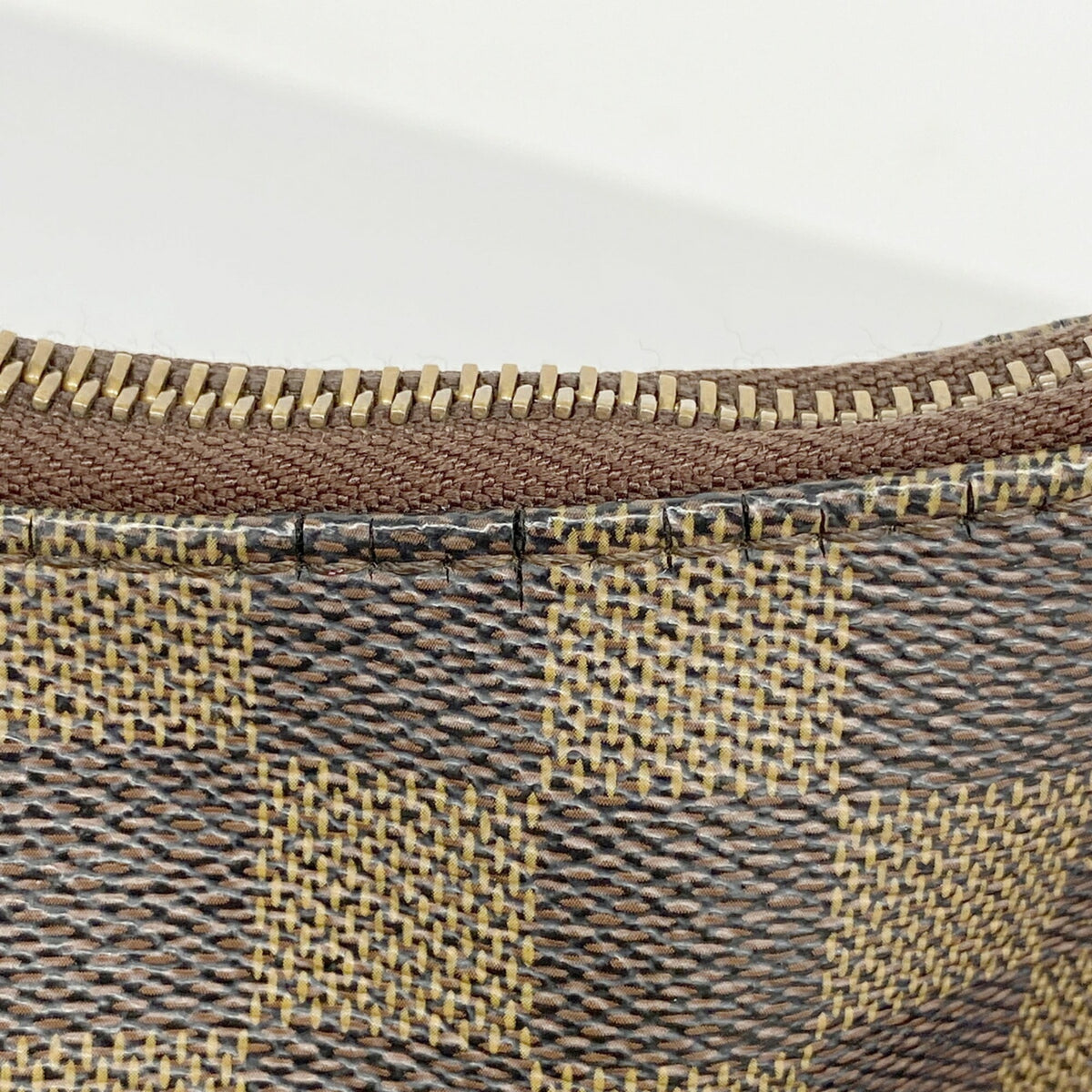 Louis Vuitton Ebene Shoulder Bag (Pre-Owned)