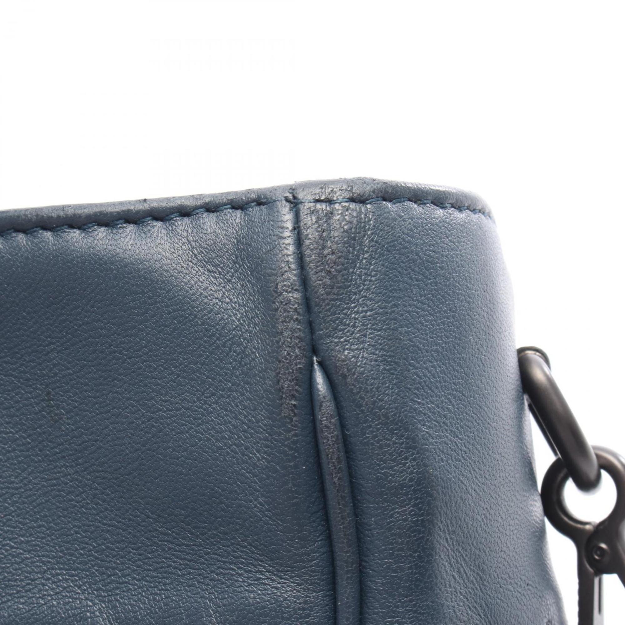 Bottega Veneta Navy Leather Handbag (Pre-Owned)