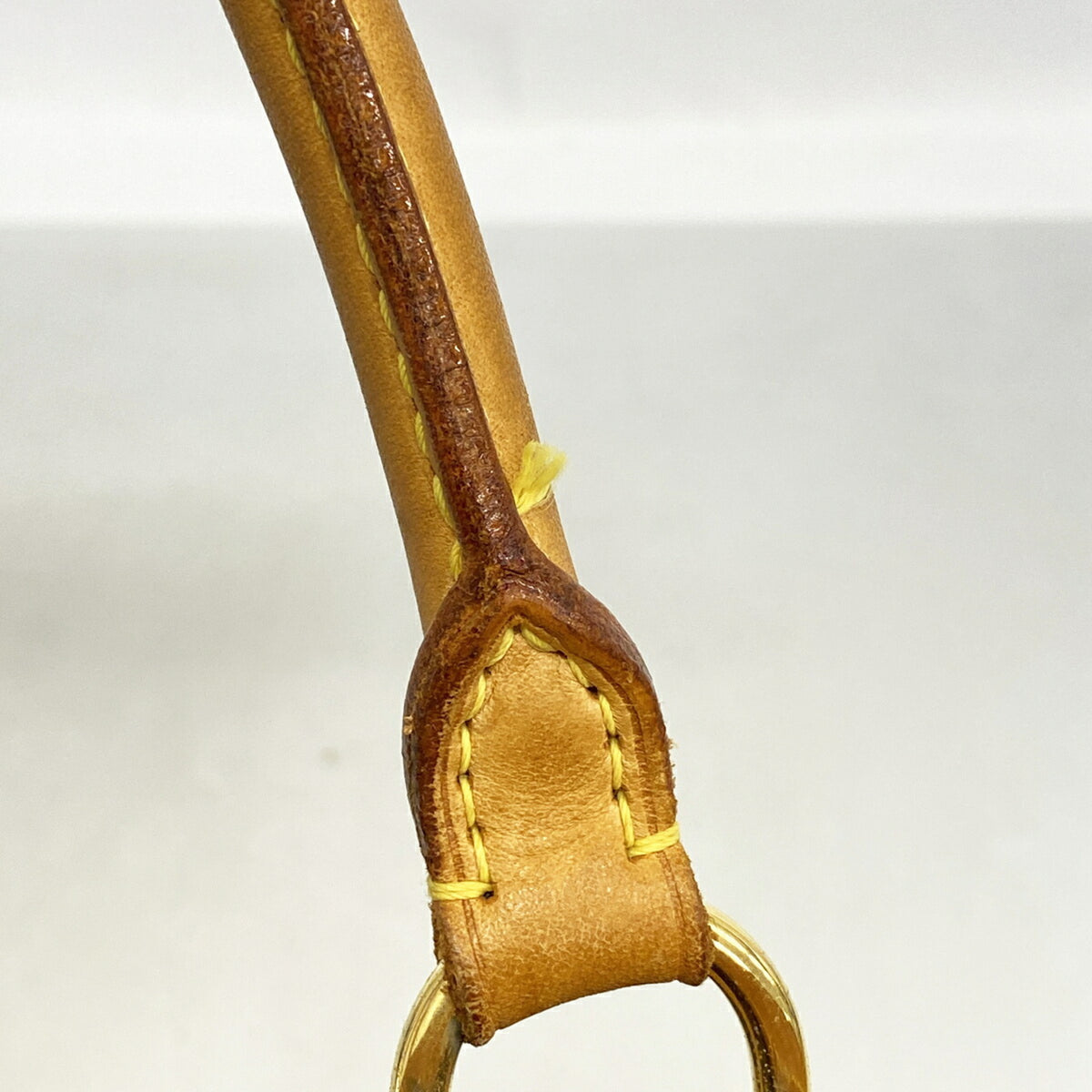 Louis Vuitton Brown Handbag (Pre-Owned)