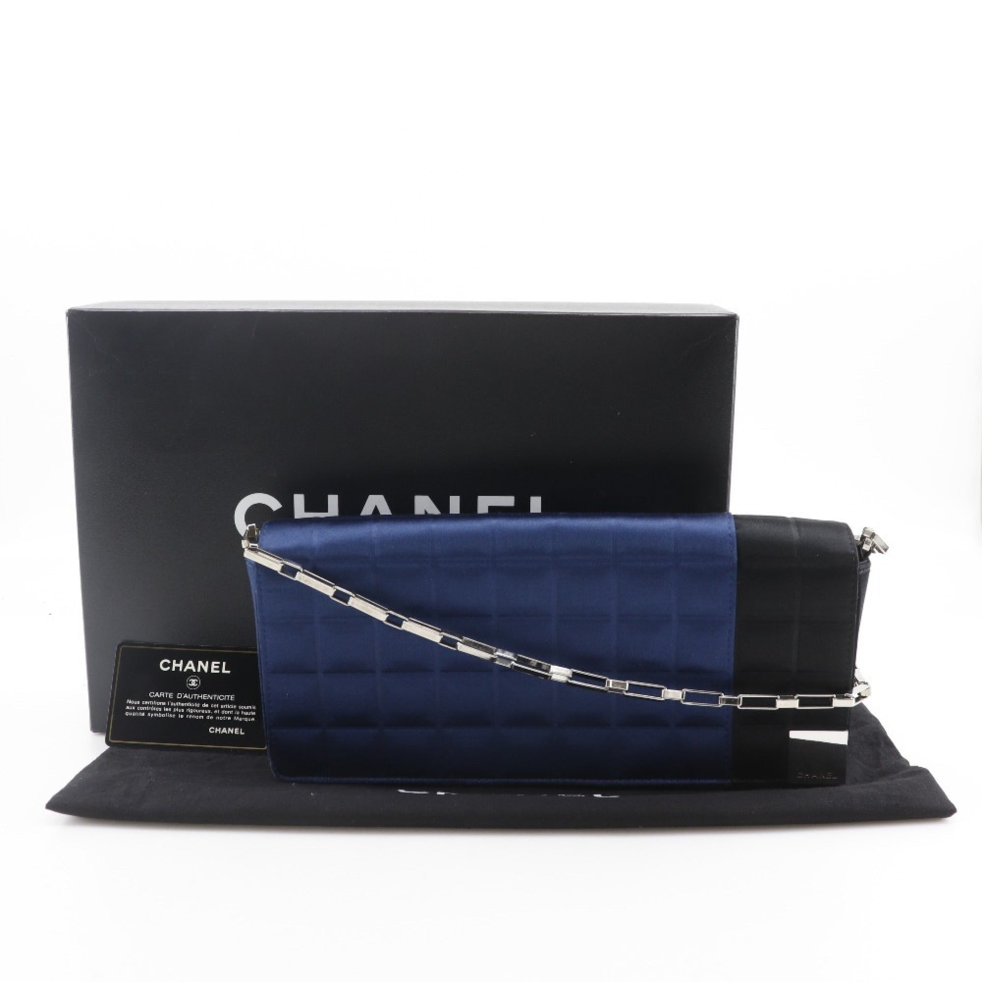 Chanel Blue Satin Shoulder Bag (Pre-Owned)