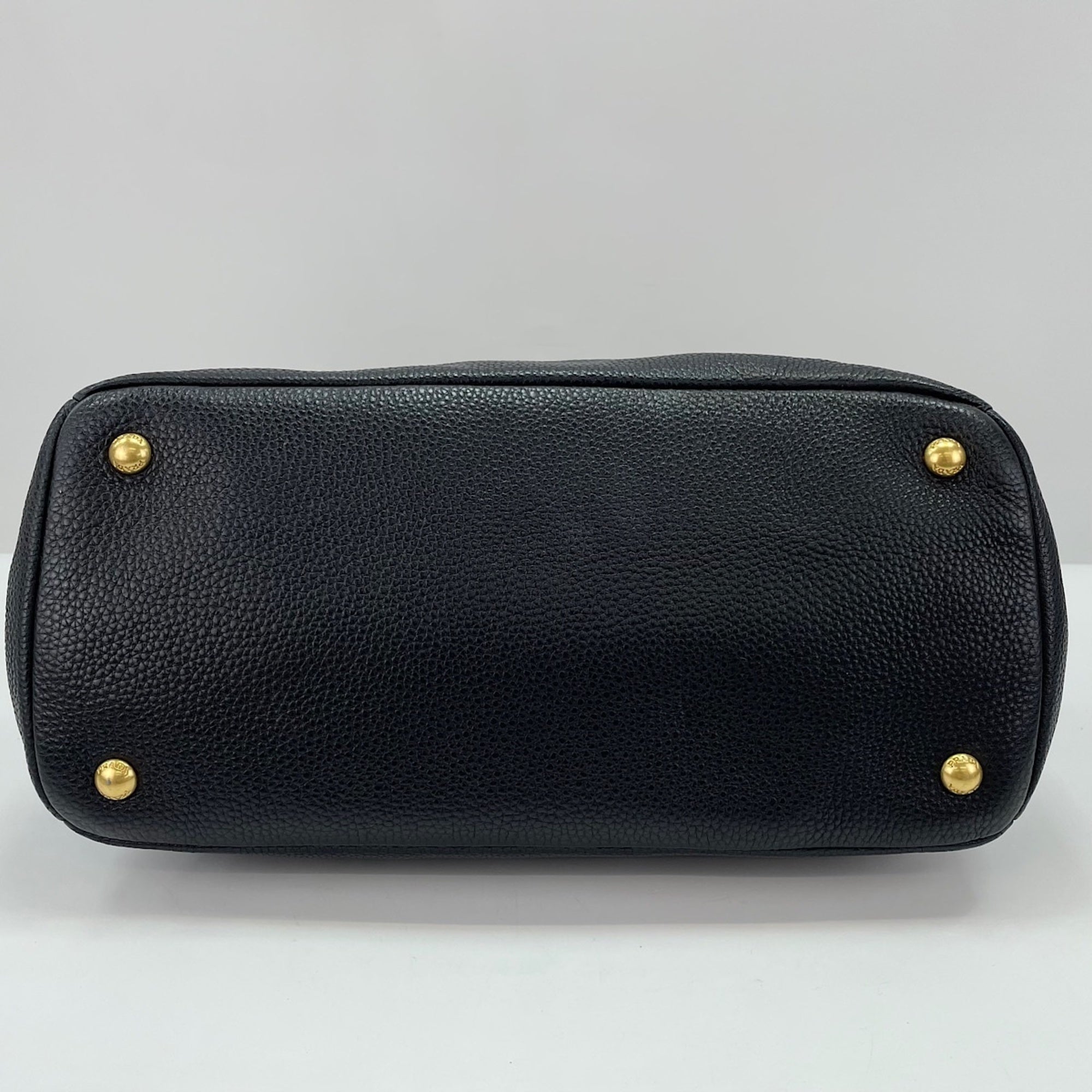 Prada Black Leather Handbag (Pre-Owned)