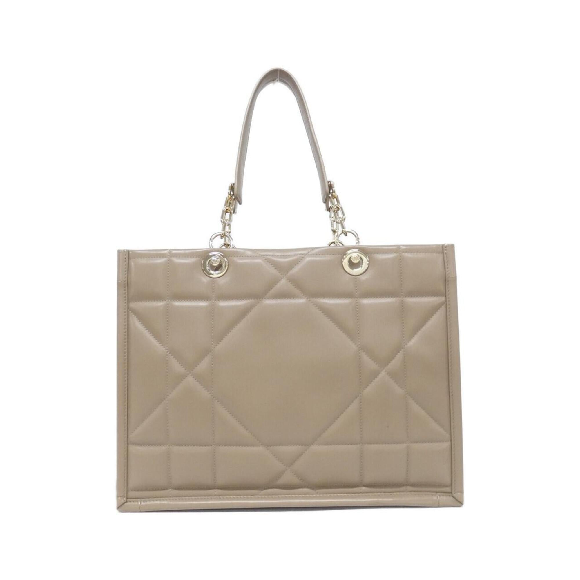 Christian Dior Beige Leather Handbag (Pre-Owned)