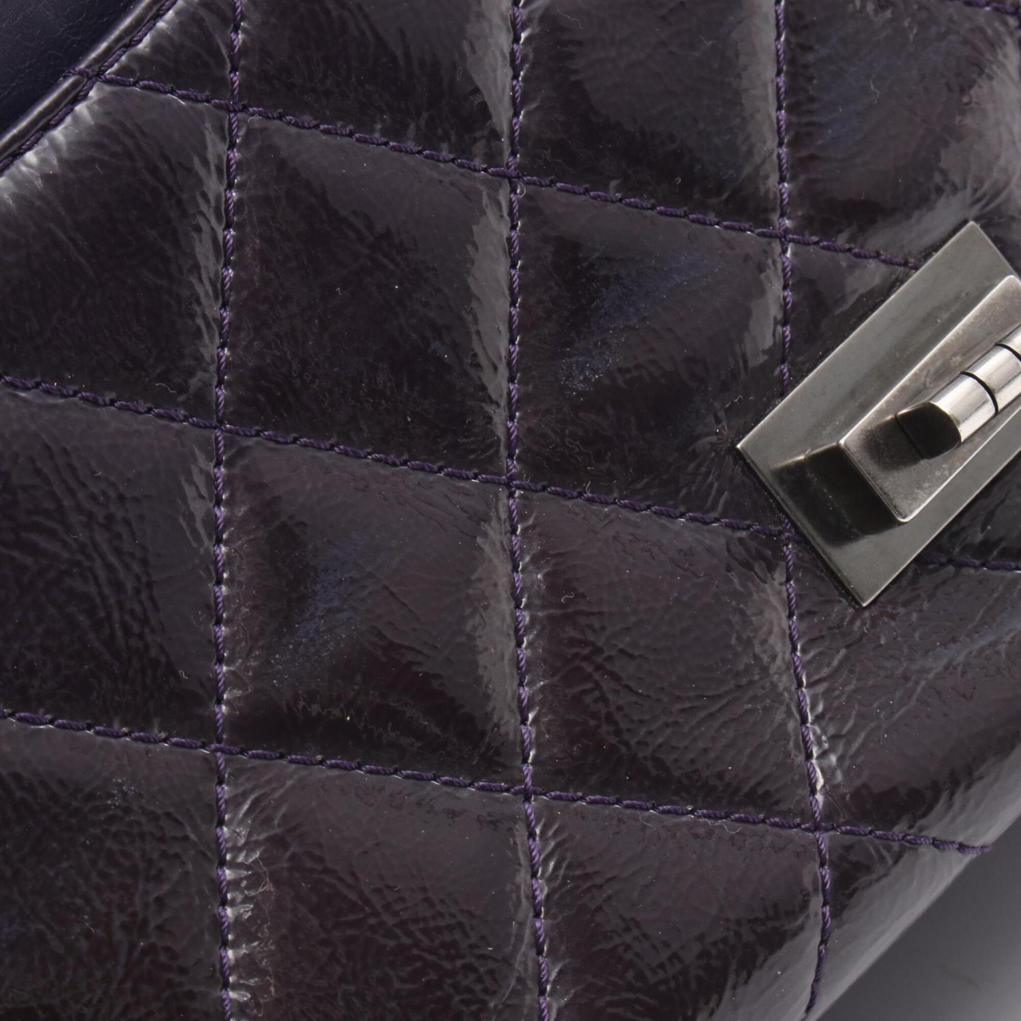 Chanel Purple Patent Leather Handbag Shoulder Bag (Pre-Owned)