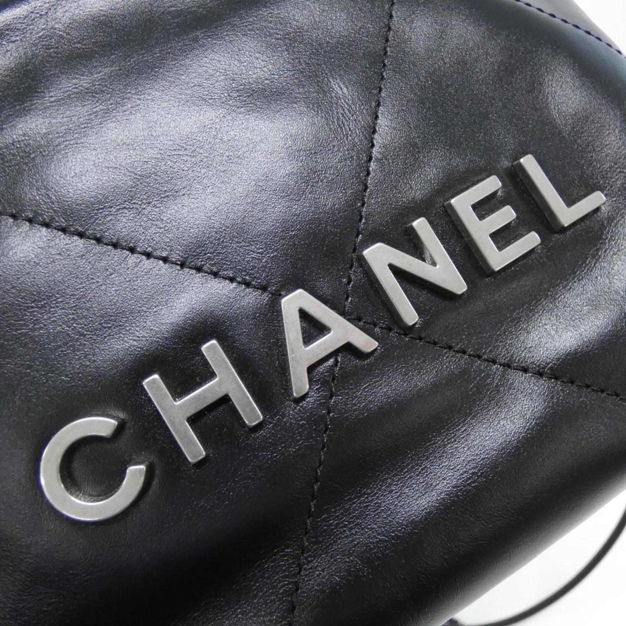 Chanel Black Leather Handbag (Pre-Owned)