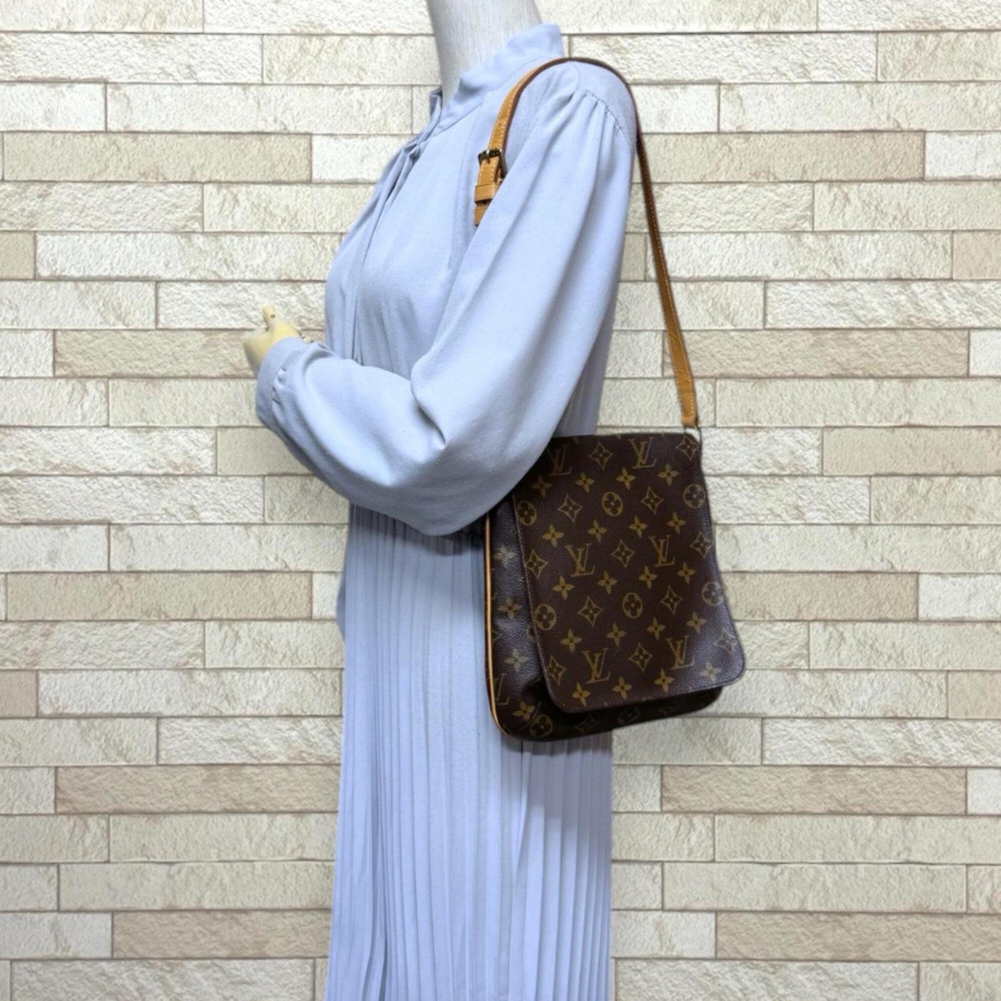 Louis Vuitton Monogram Brown Monogram Shoulder Bag (Pre-Owned)