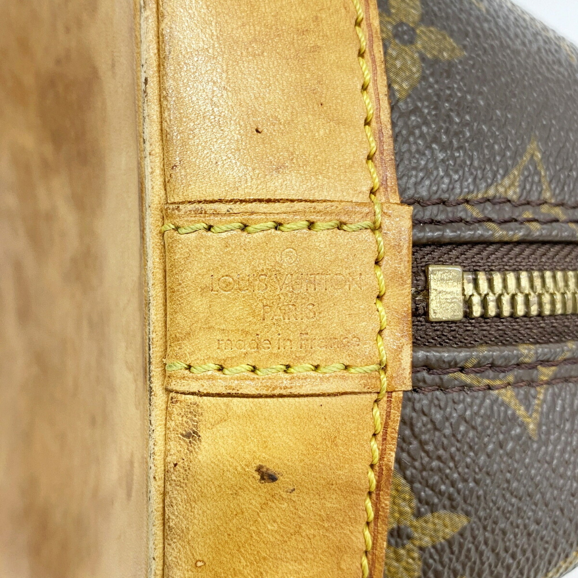 Louis Vuitton Brown Handbag (Pre-Owned)