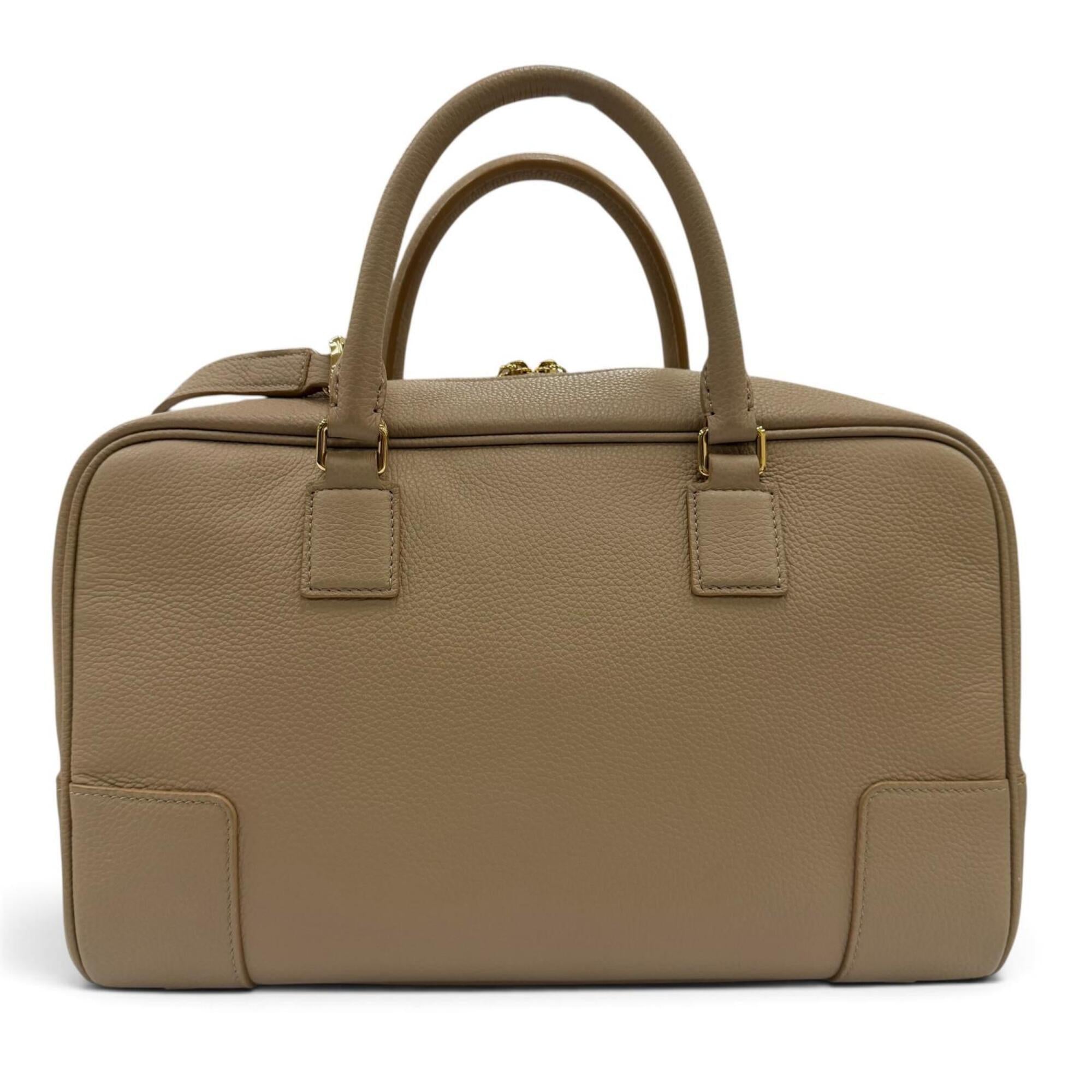 Loewe Beige Handbag Shoulder Bag (Pre-Owned)