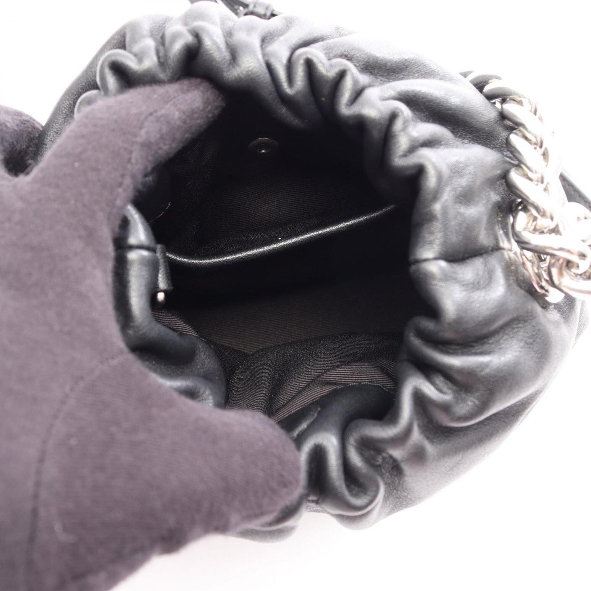 Marc Jacobs Black Leather Handbag (Pre-Owned)