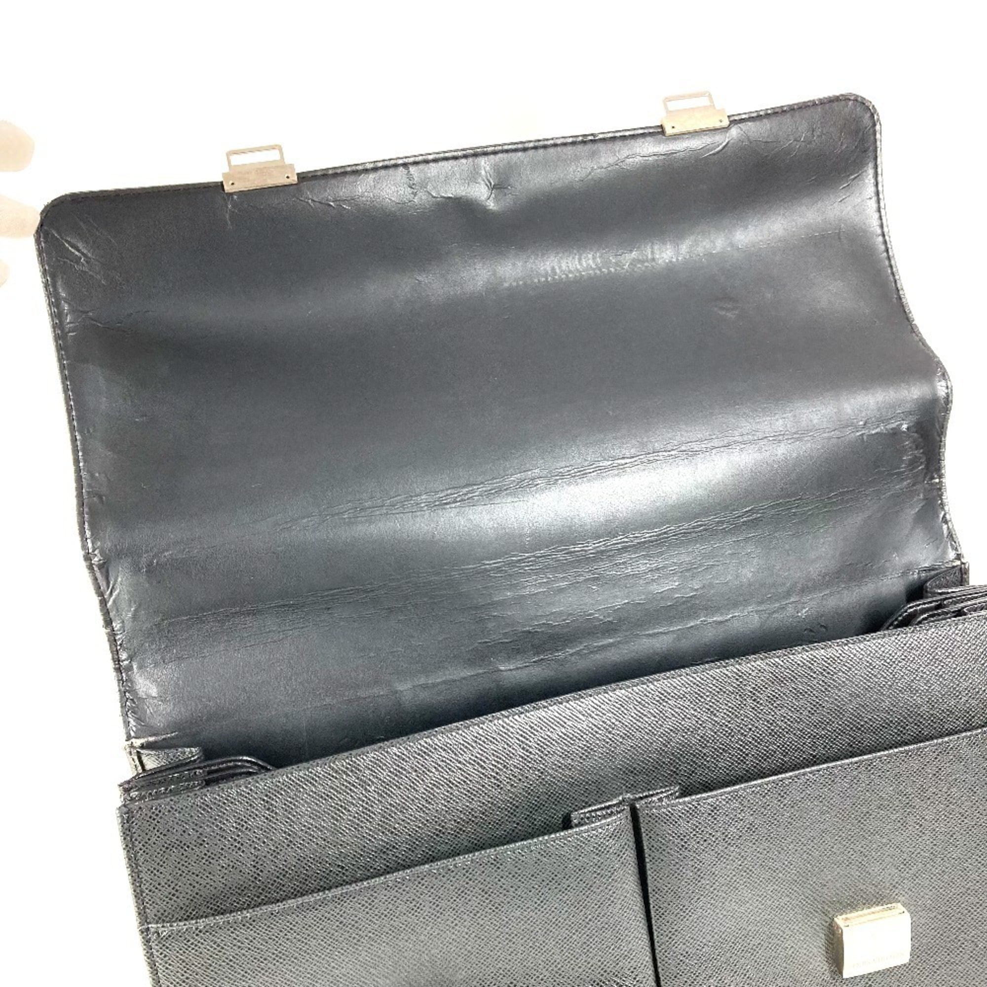 Louis Vuitton Ardoise Black Taiga Leather Briefcase Handbag (Pre-Owned)