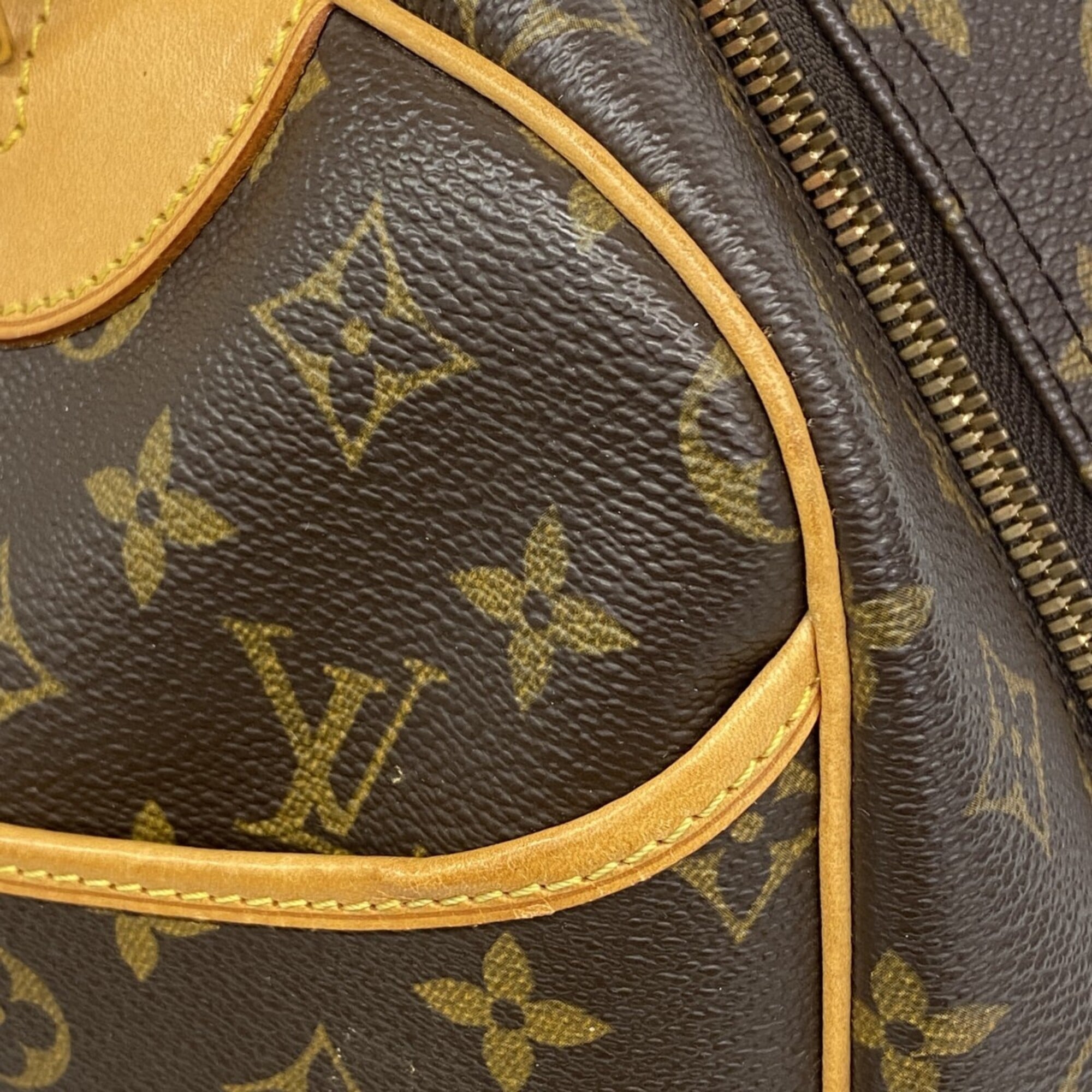 Louis Vuitton Brown Handbag (Pre-Owned)