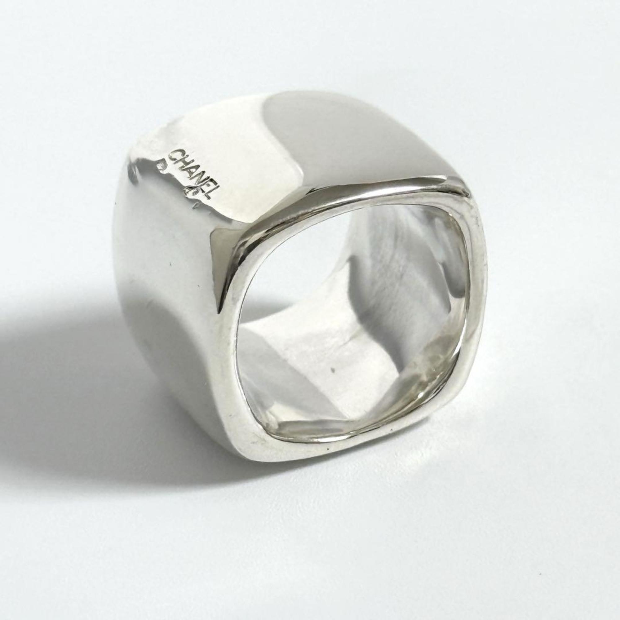 Chanel Silver 925 Band Ring (Pre-Owned)