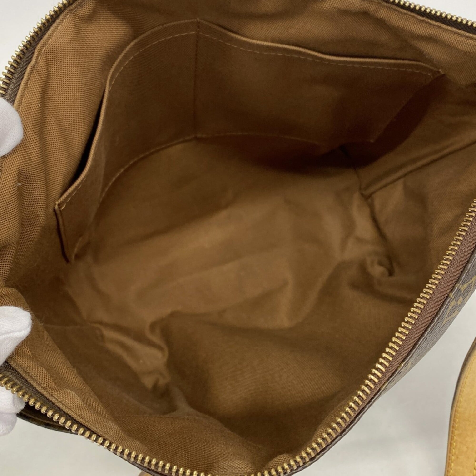 Louis Vuitton Brown Tote Bag (Pre-Owned)