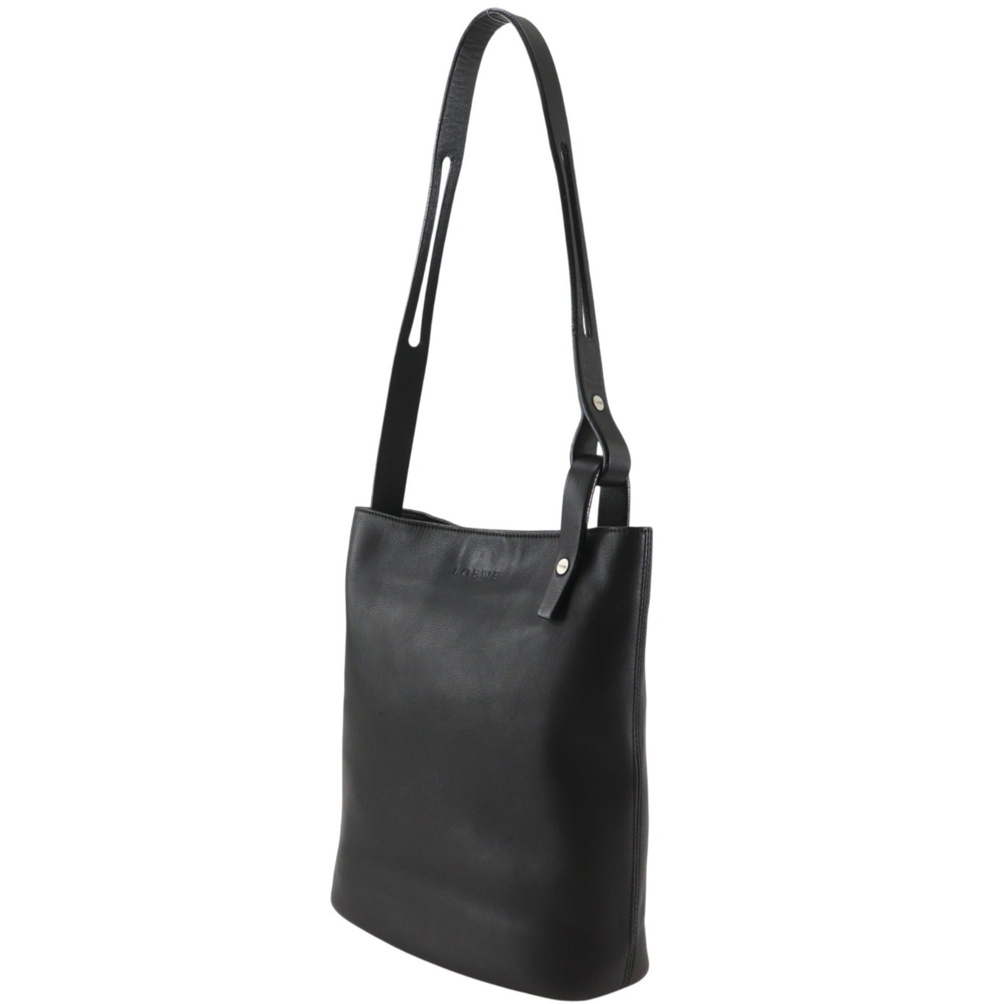 Loewe Black Leather Shoulder Bag (Pre-Owned)