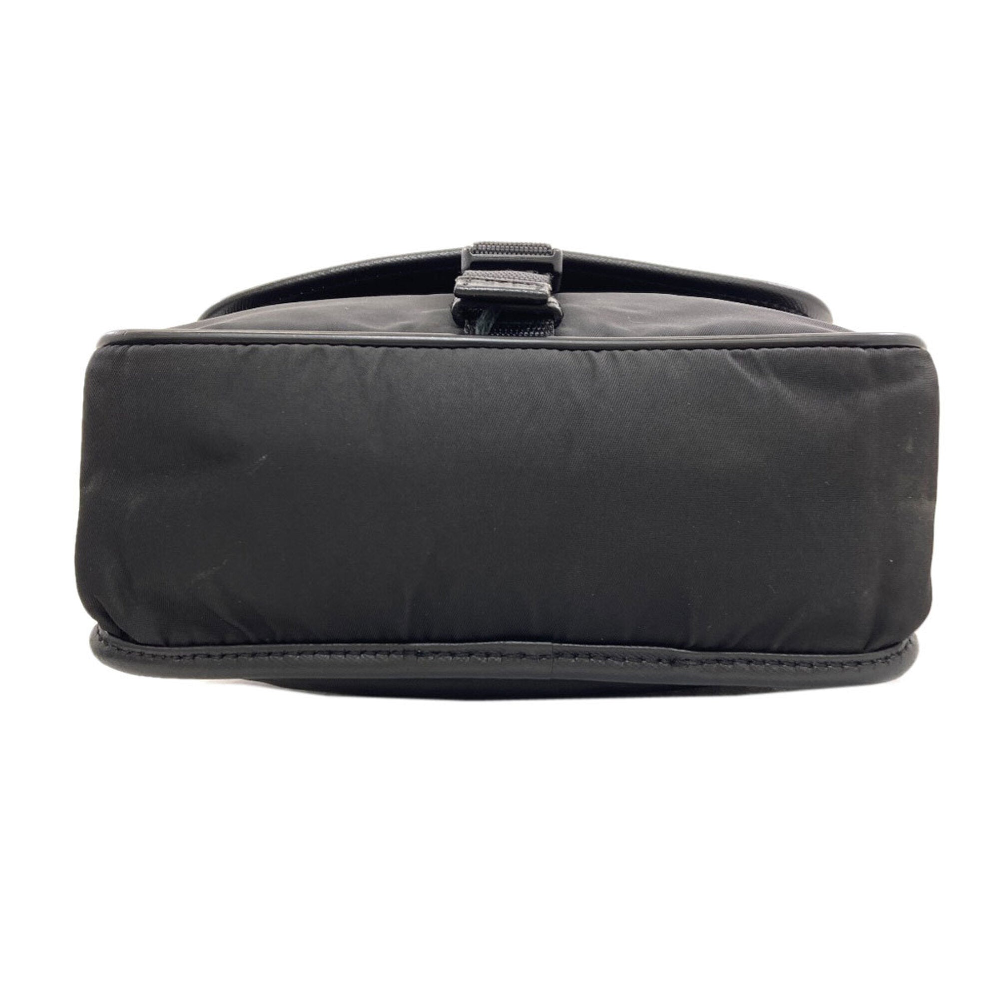 Prada Black Nylon Shoulder Bag (Pre-Owned)