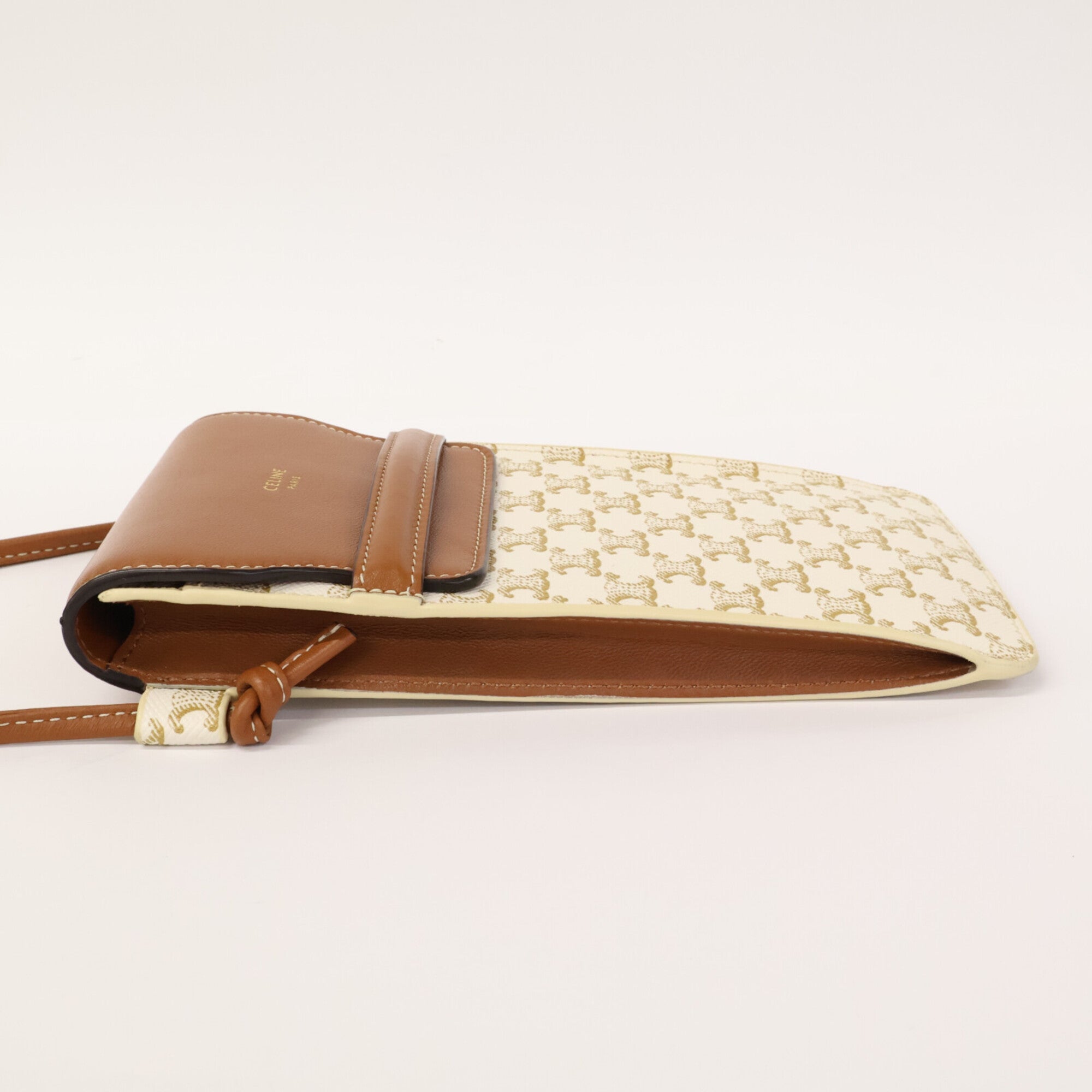 Celine Brown White Leather Pouch Shoulder Bag (Pre-Owned)