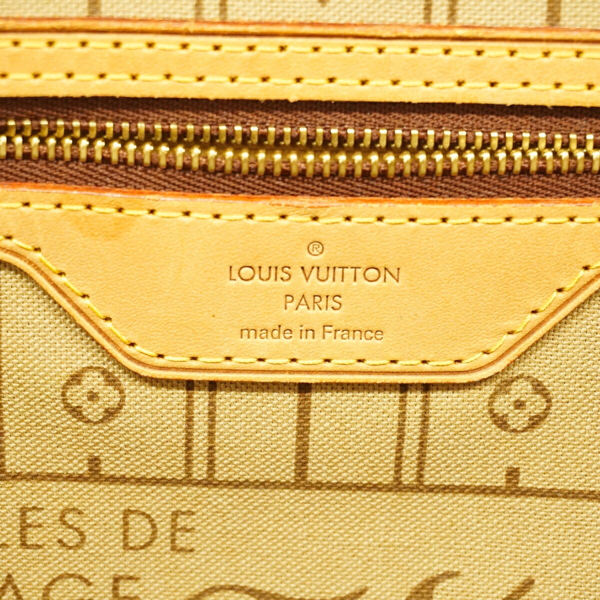 Louis Vuitton Brown Tote Bag (Pre-Owned)