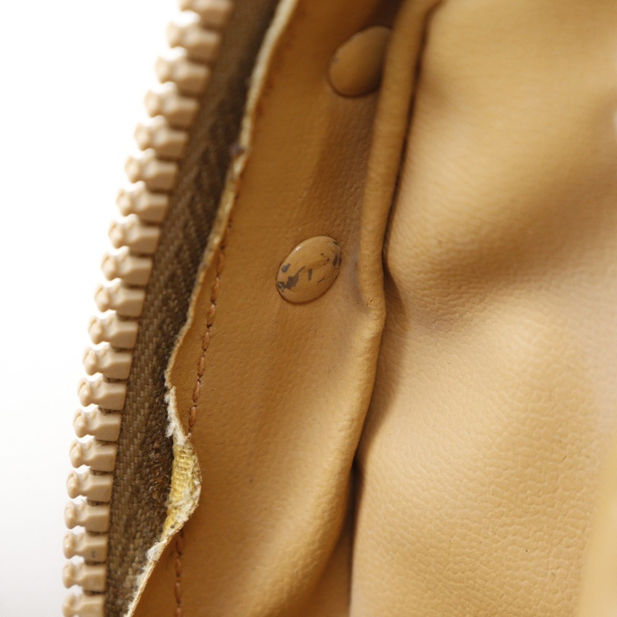 Celine Beige Pvc Shoulder Bag (Pre-Owned)