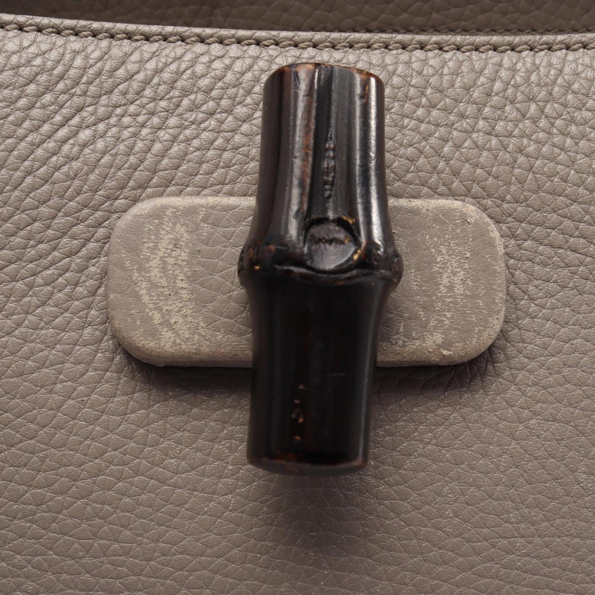 Gucci Gray Leather Handbag (Pre-Owned)