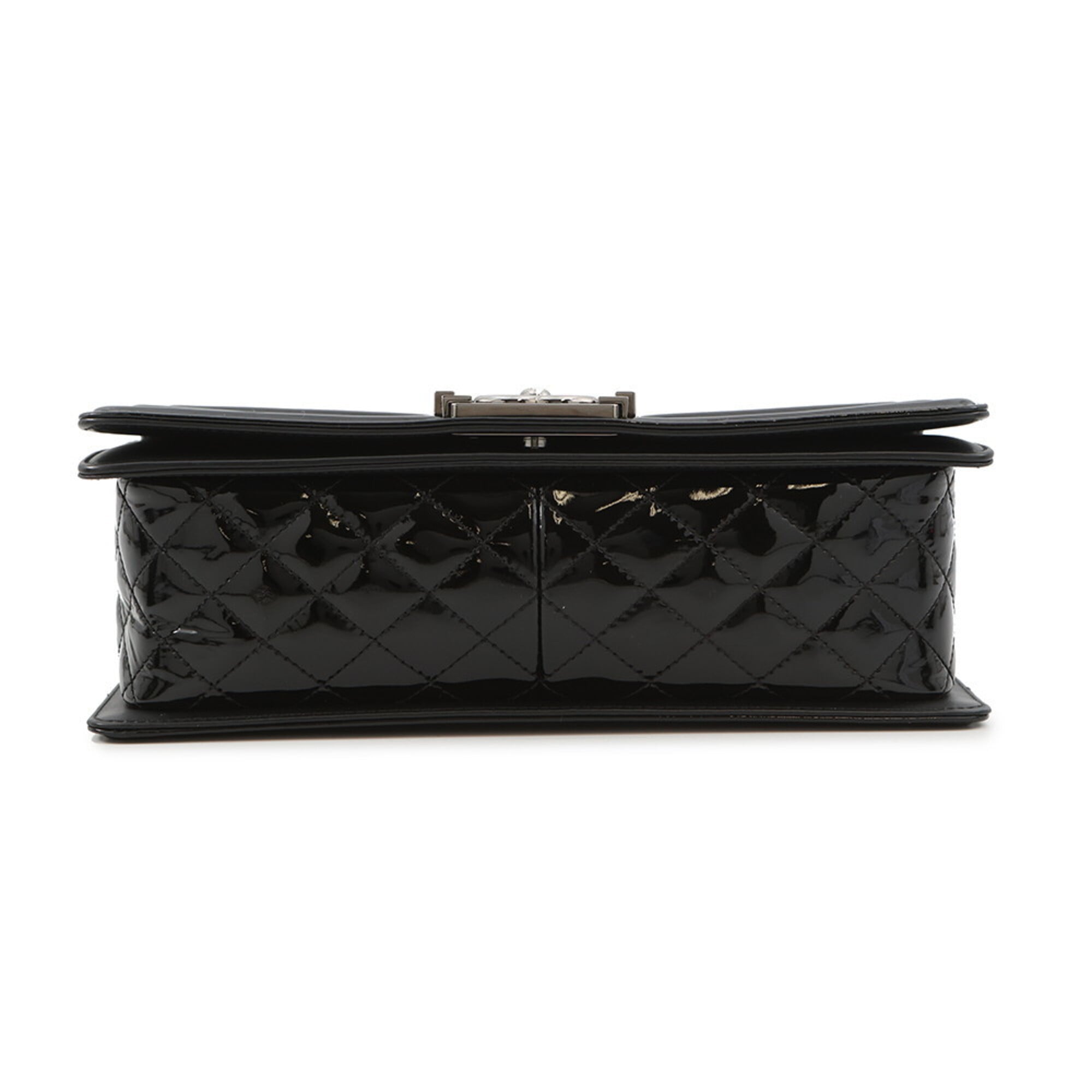 Chanel Black Patent Leather Shoulder Bag (Pre-Owned)