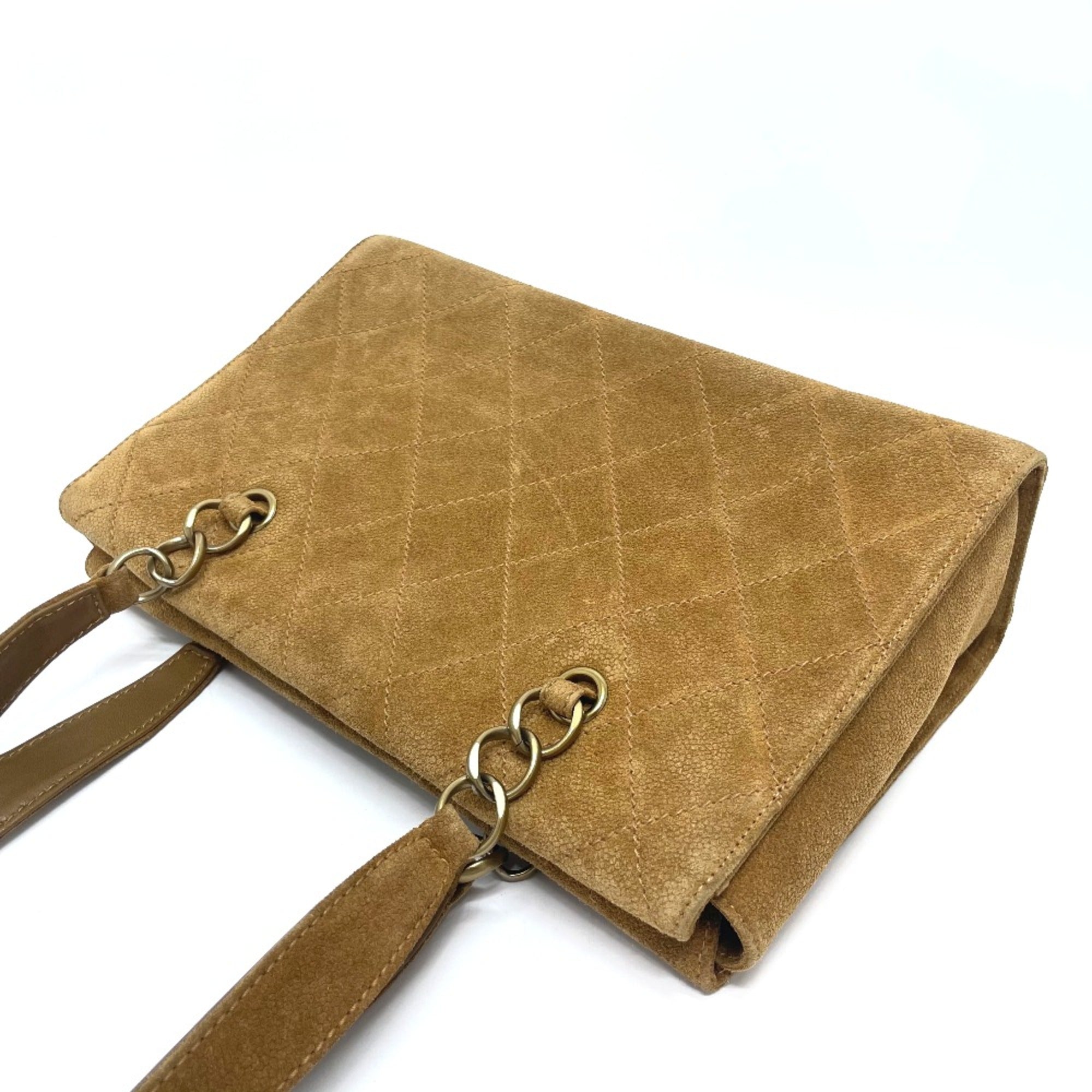 Chanel Brown Leather Shoulder Bag (Pre-Owned)