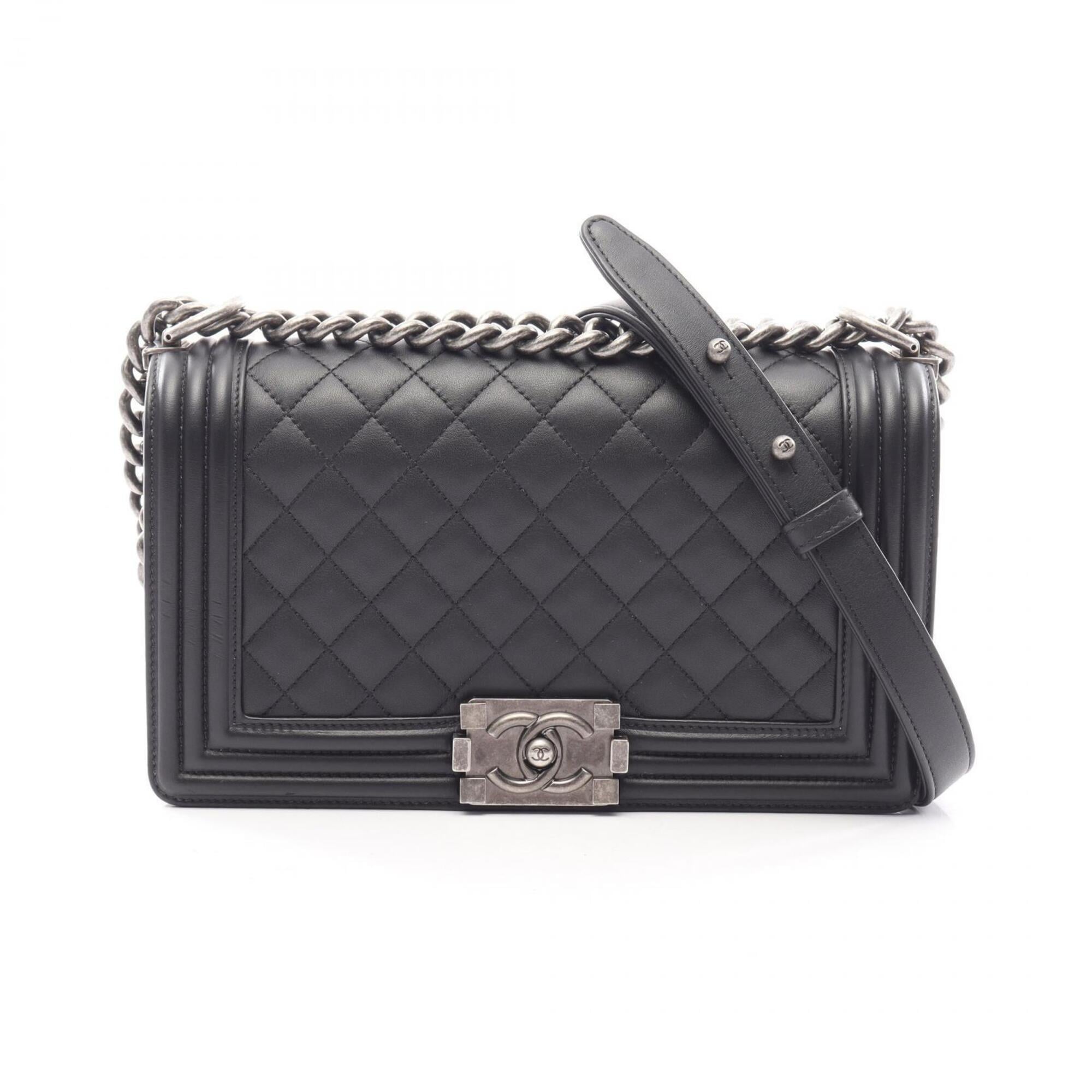 Chanel Black Leather Handbag Shoulder Bag (Pre-Owned)