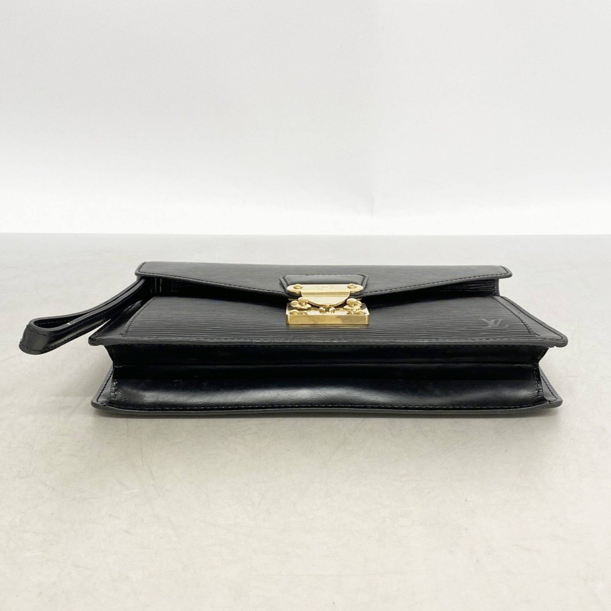 Louis Vuitton Noir Clutch Bag (Pre-Owned)