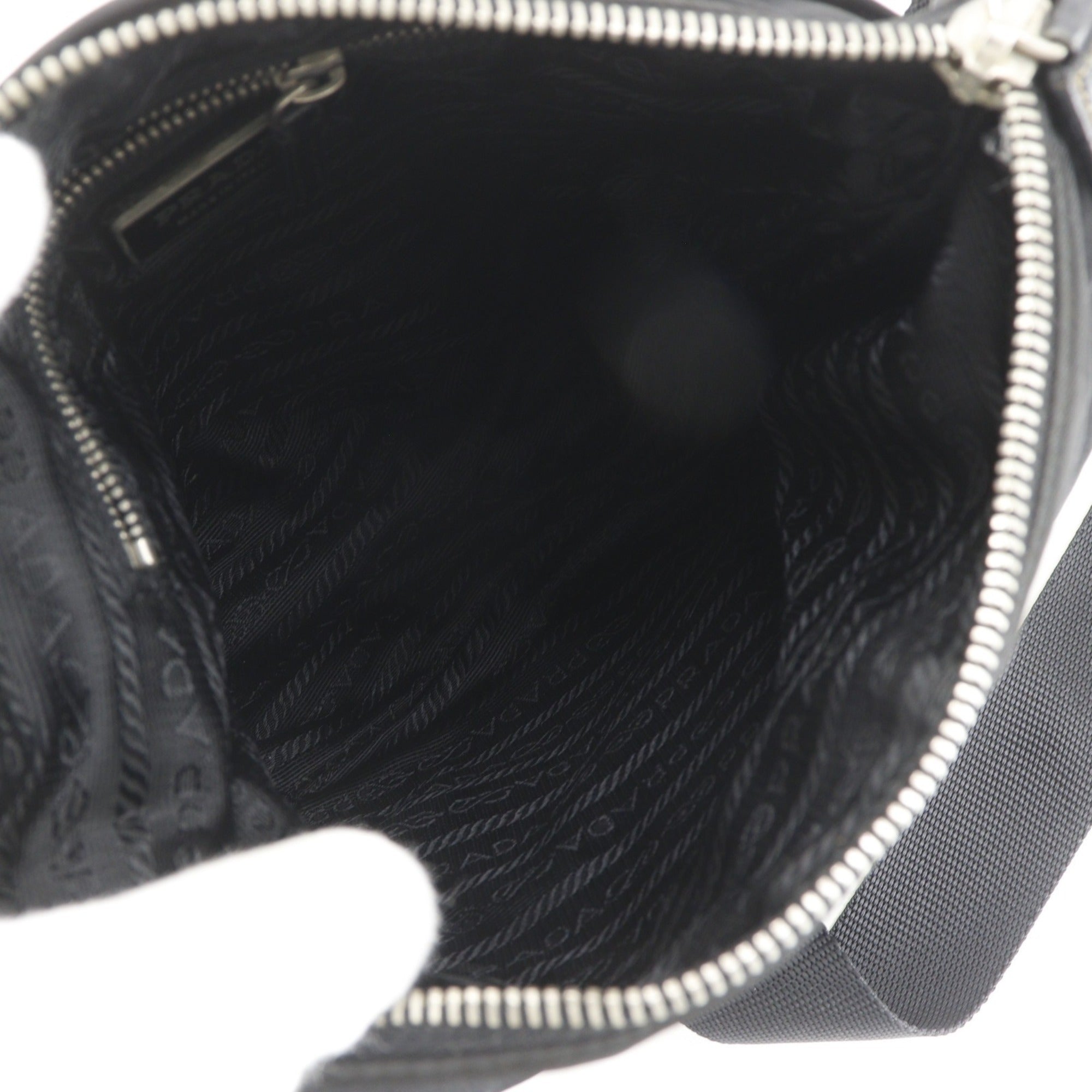 Prada Black Nylon Shoulder Bag (Pre-Owned)