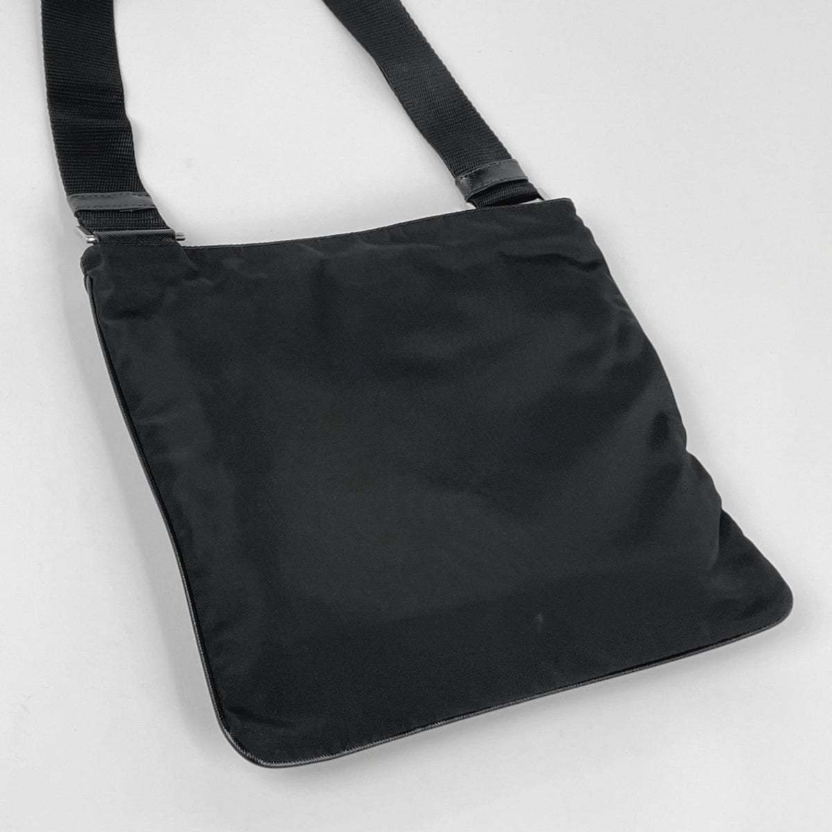 Prada Black Nylon Leather Shoulder Bag (Pre-Owned)