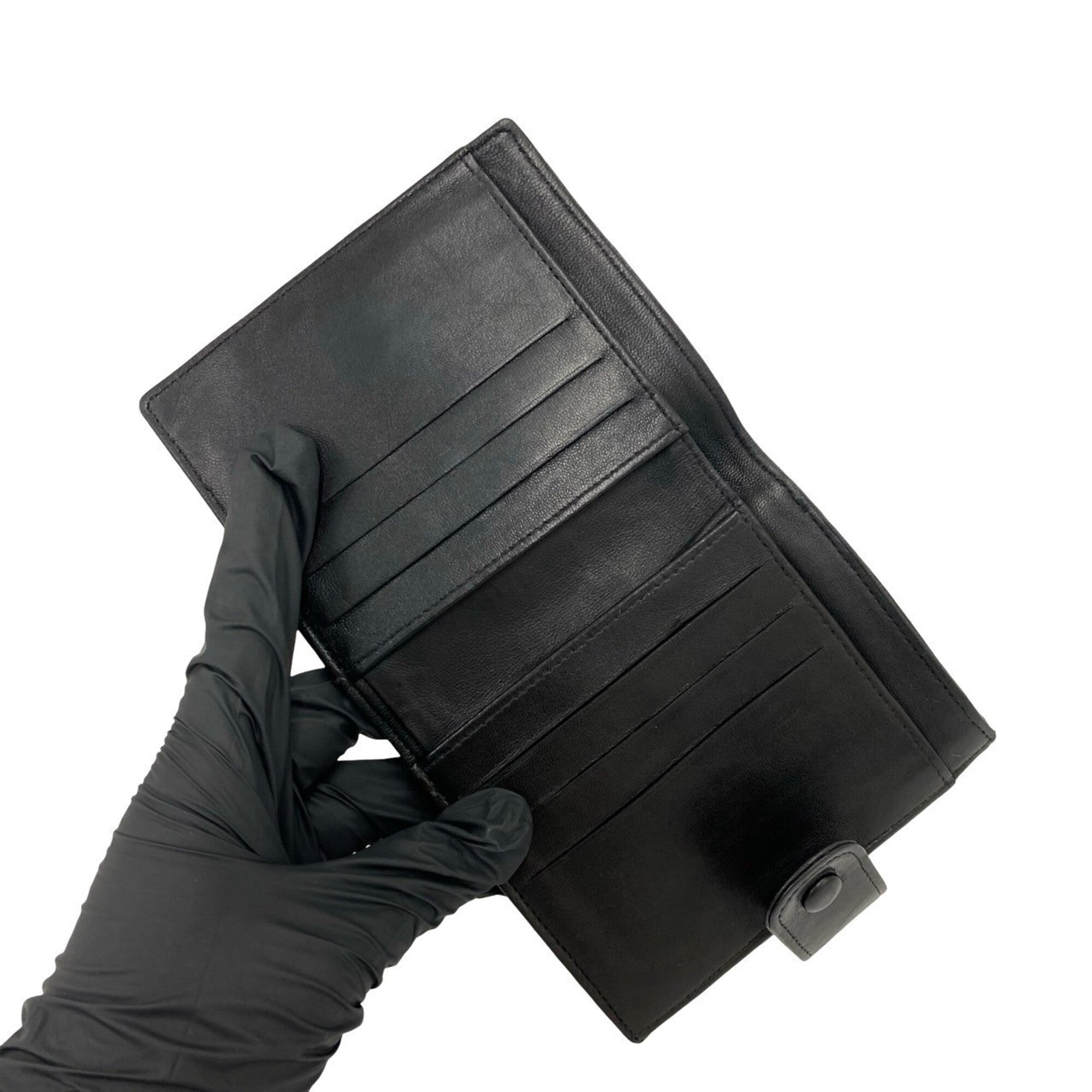 Chanel Black Leather Wallet (Bi-Fold) (Pre-Owned)