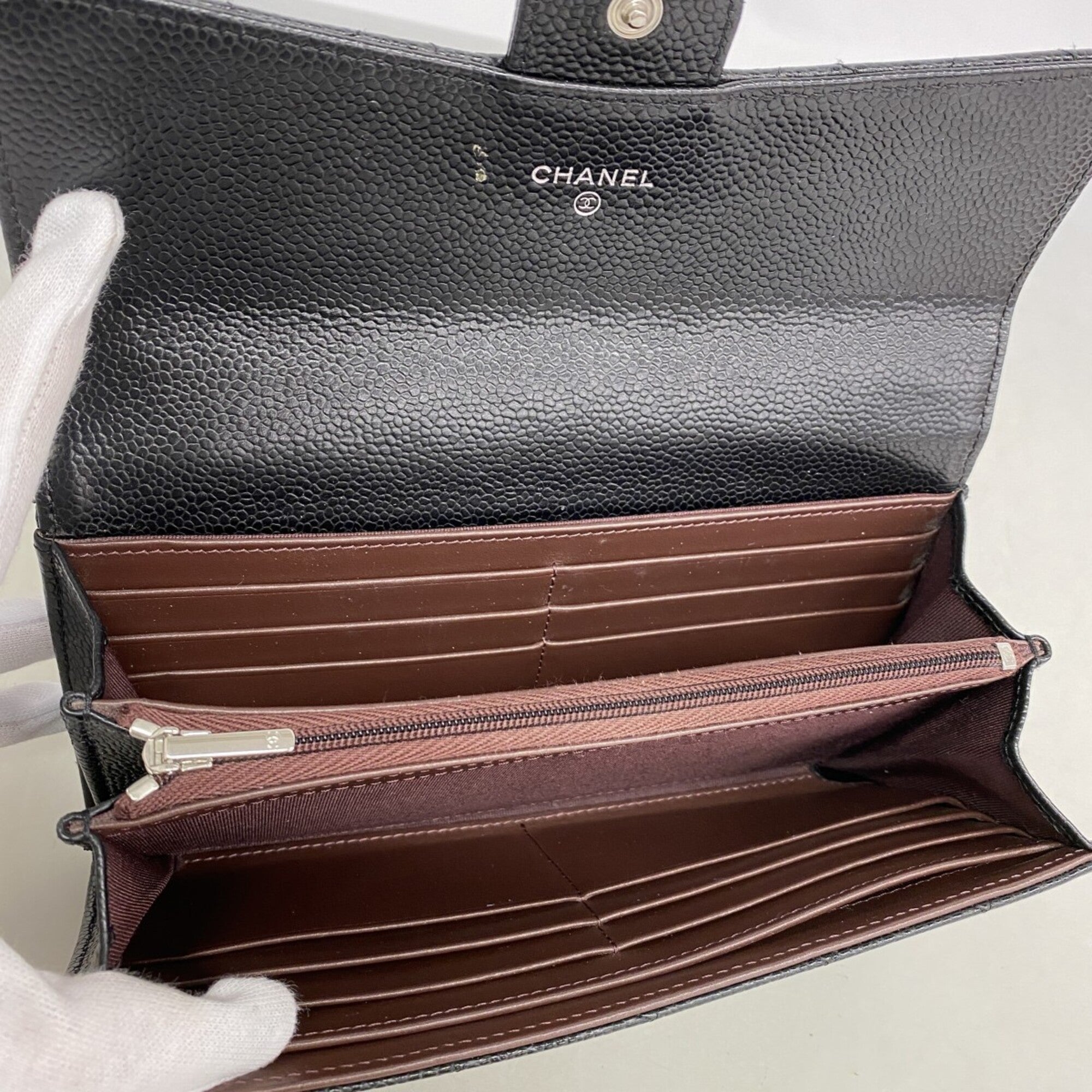 Chanel Black Grained Calfskin Long Wallet (Bi-Fold) (Pre-Owned)